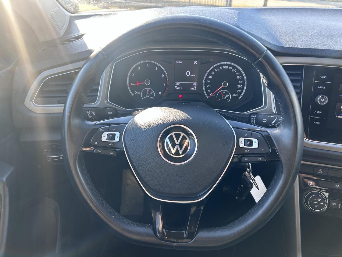 Image VOLKSWAGEN T-Roc 1.5 TSI EVO 150ch Lounge Business S&S