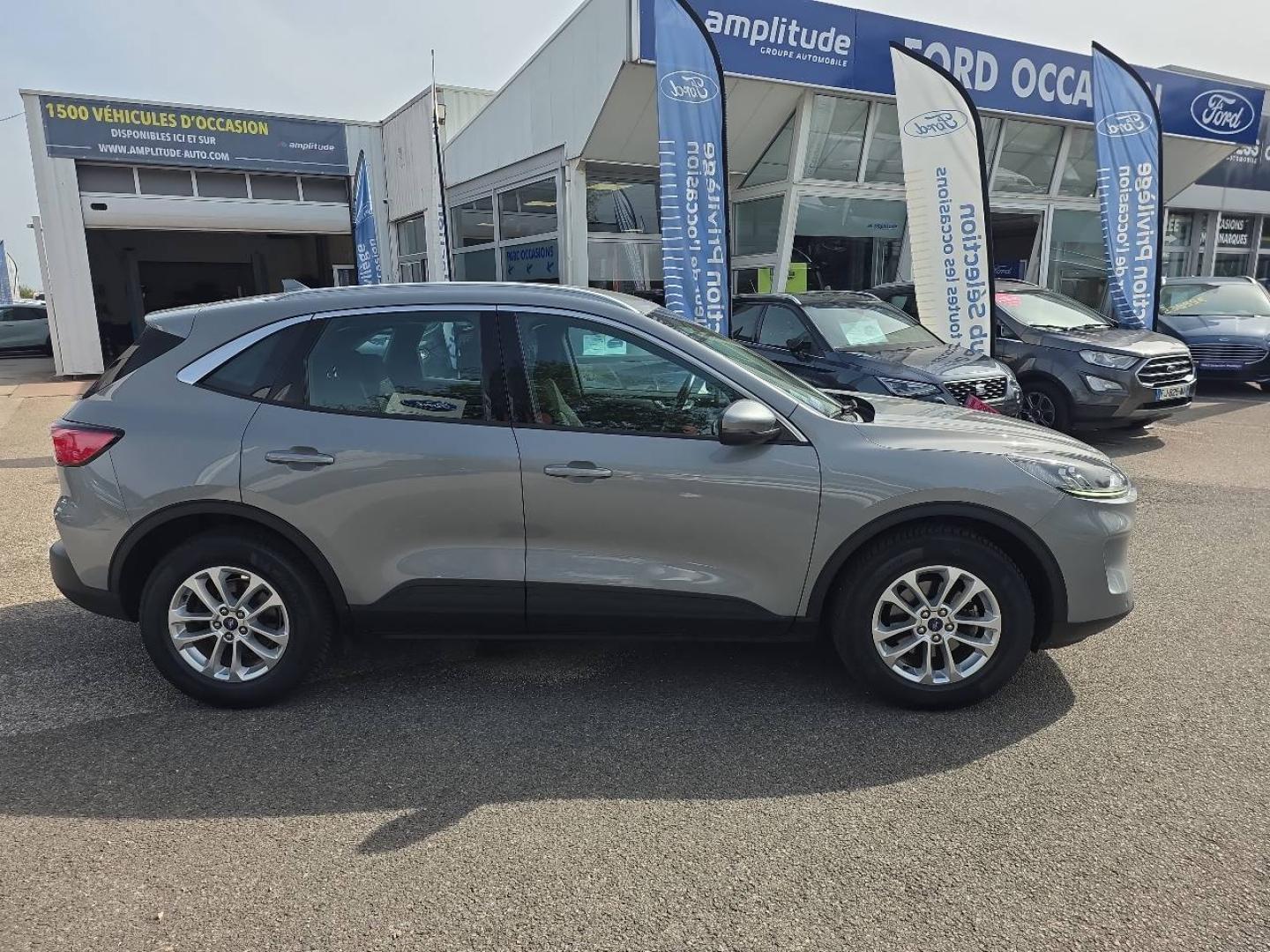 Image FORD Kuga 2.5 Duratec 190ch FHEV Titanium BVA i-AWD 4X4