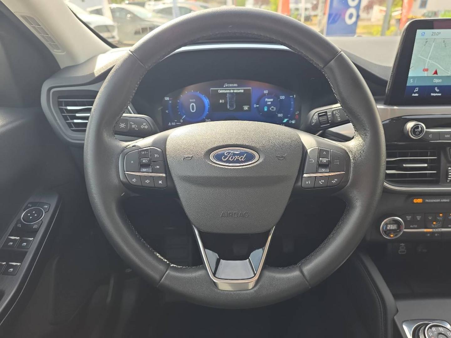 Image FORD Kuga 2.5 Duratec 190ch FHEV Titanium BVA i-AWD 4X4