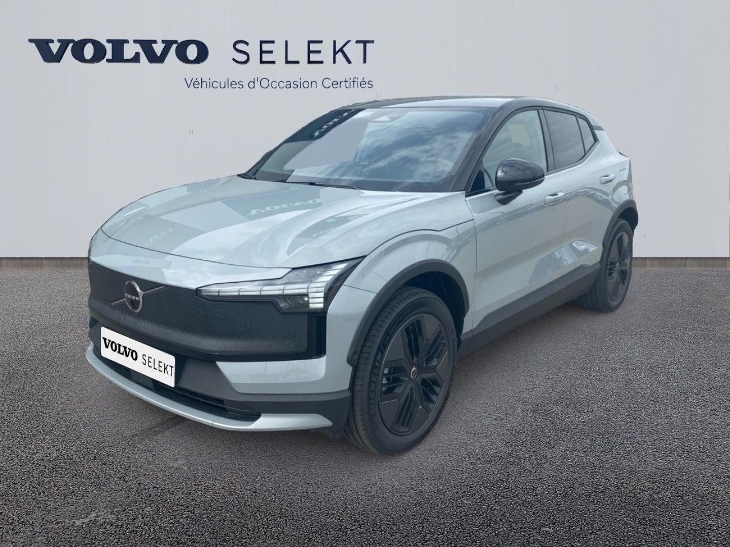 Photo VOLVO EX30 Cross Country P5 Long Range 272ch 69kWh Ultra