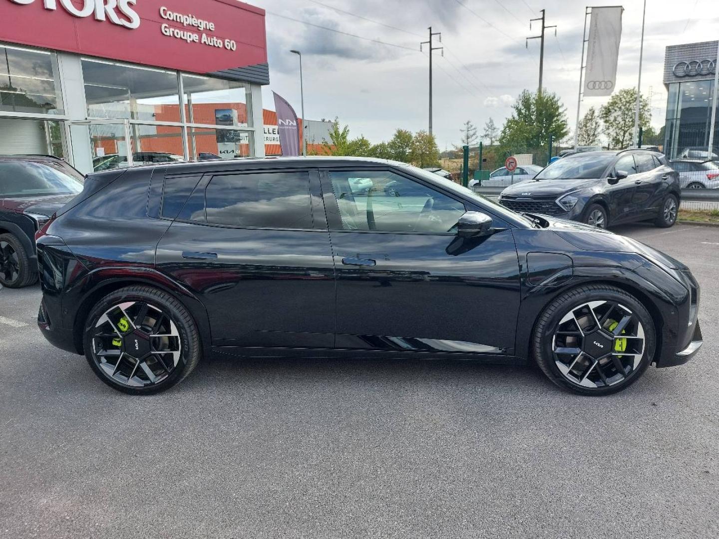 KIA EV4 292ch 81,4kWh GT AWD - Miniature 4