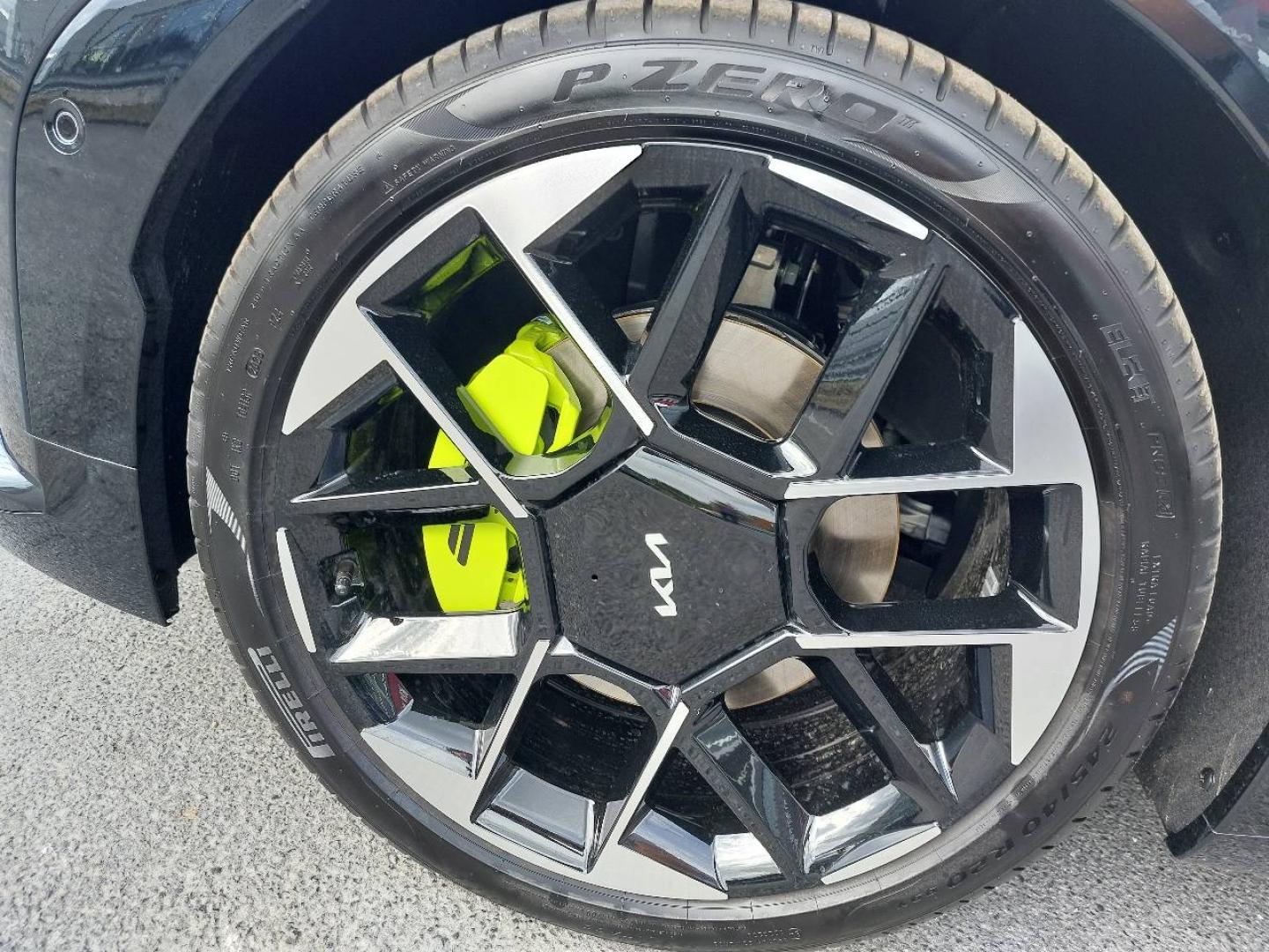 KIA EV4 292ch 81,4kWh GT AWD - Miniature 9