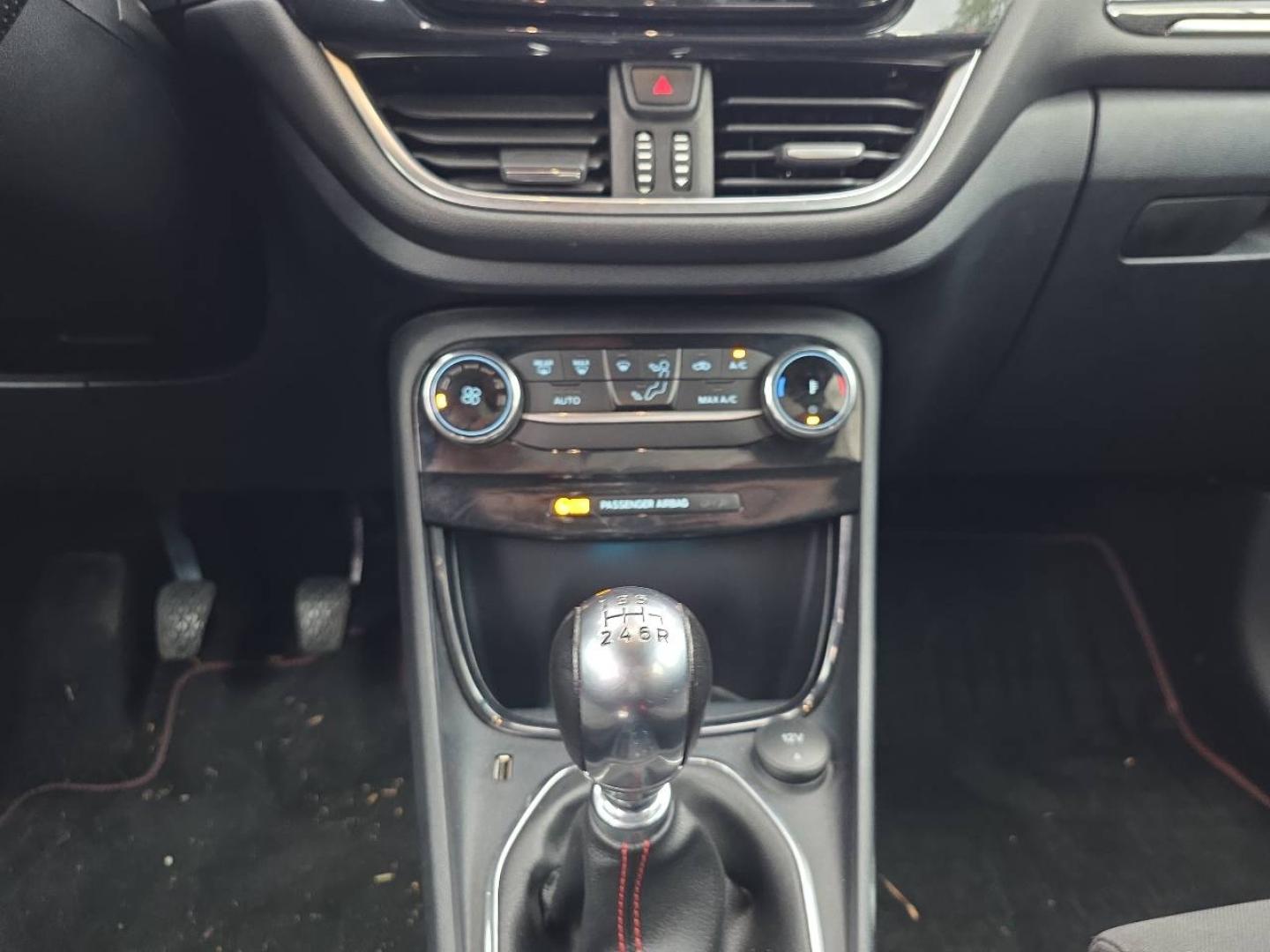 Image FORD Puma 1.0 Flexifuel 125ch S&S mHEV ST-Line Design 3
