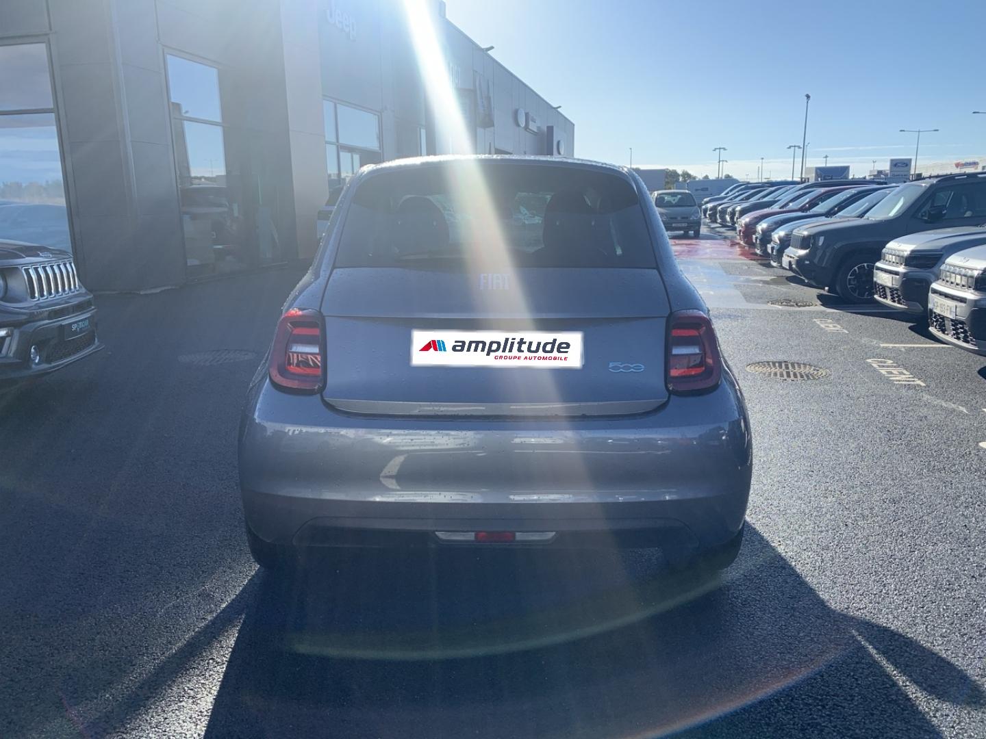 Image FIAT Nle 500 MY23  BERLINE 42kWh