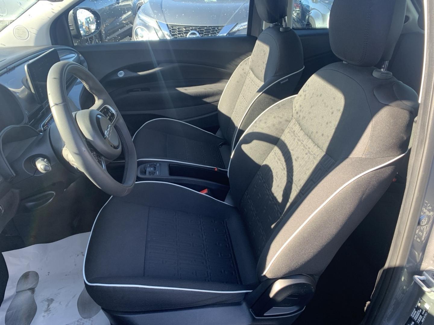 Image FIAT Nle 500 MY23  BERLINE 42kWh