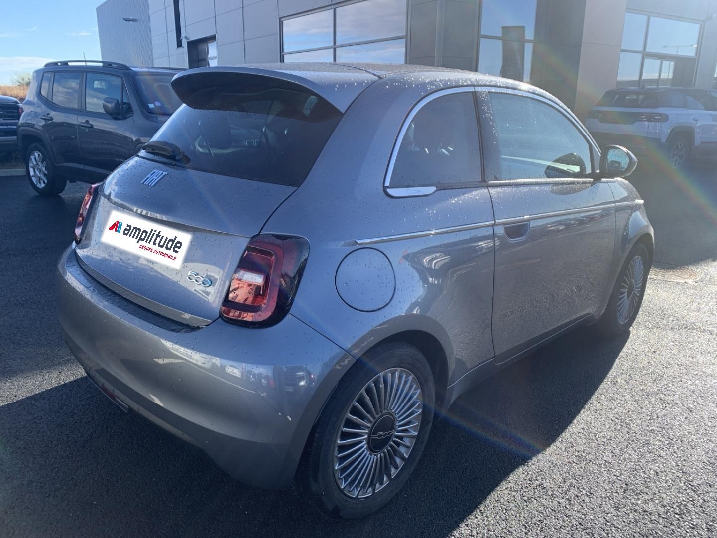 Image FIAT Nle 500 MY23  BERLINE 42kWh