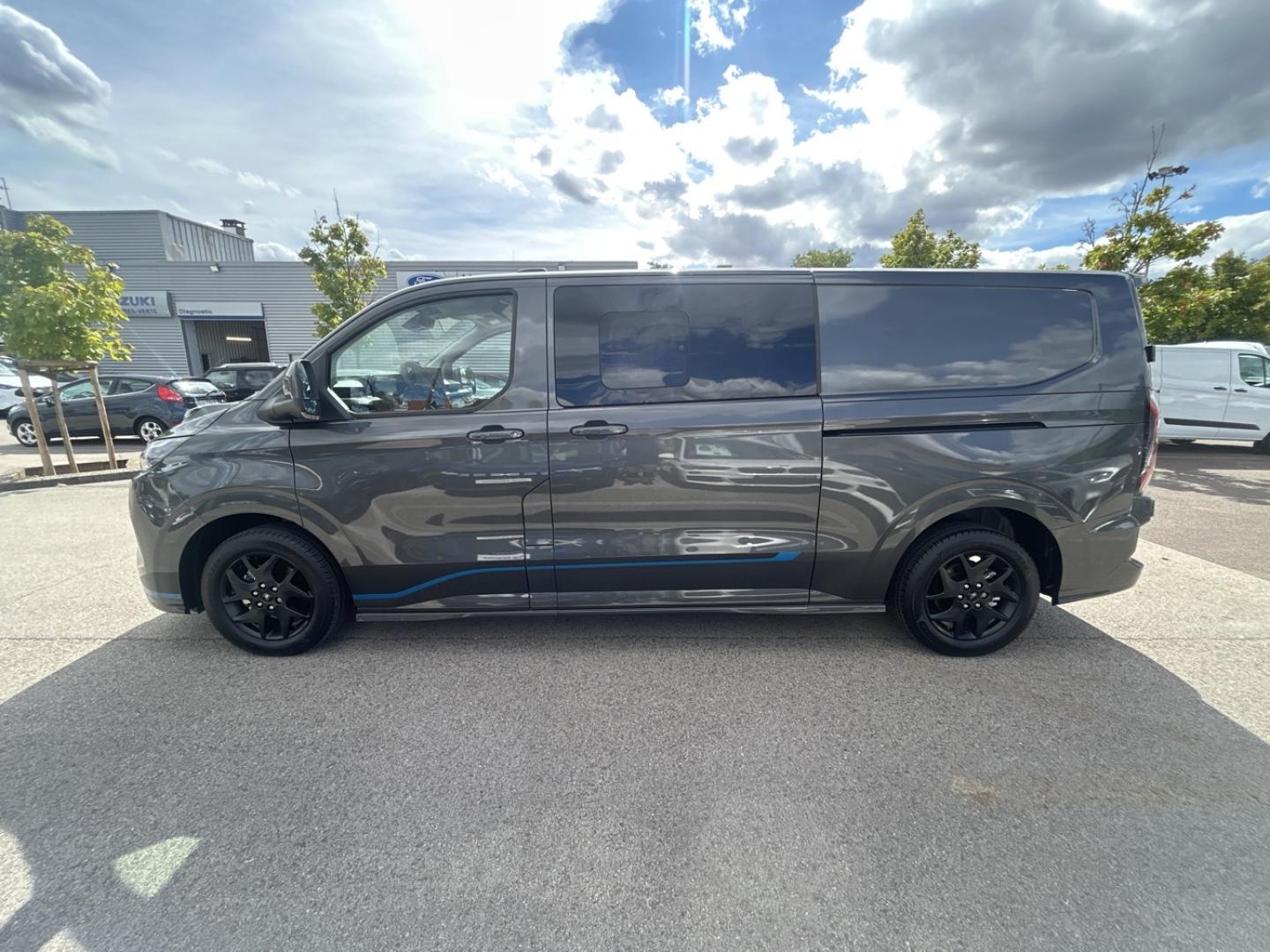Image FORD Transit Custom Fg 320 L2H1 2.5 Duratec 232ch Hybride rechargeable Sport CVT