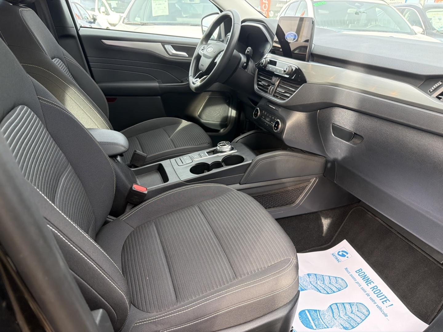 Image FORD Kuga 2.5 Duratec 190ch FHEV E85 Titanium BVA