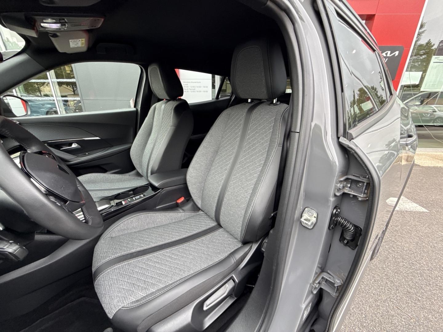 Image PEUGEOT 2008 1.2 PureTech 130ch S&S Allure EAT8