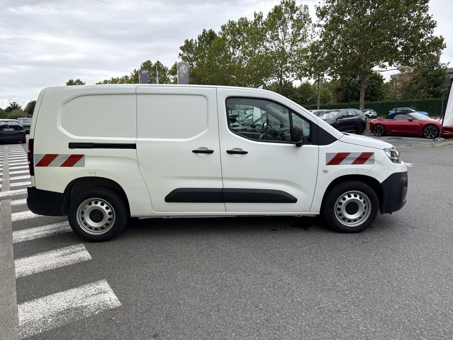 Image CITROEN Berlingo Van XL 950kg BlueHDi 100 S&S Club BVM5