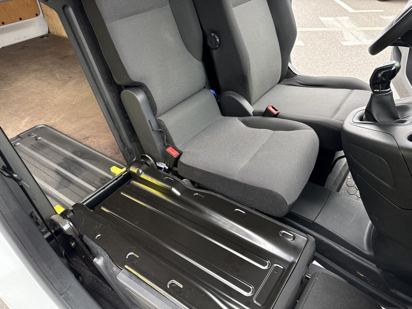 Image CITROEN Berlingo Van XL 950kg BlueHDi 100 S&S Club BVM5