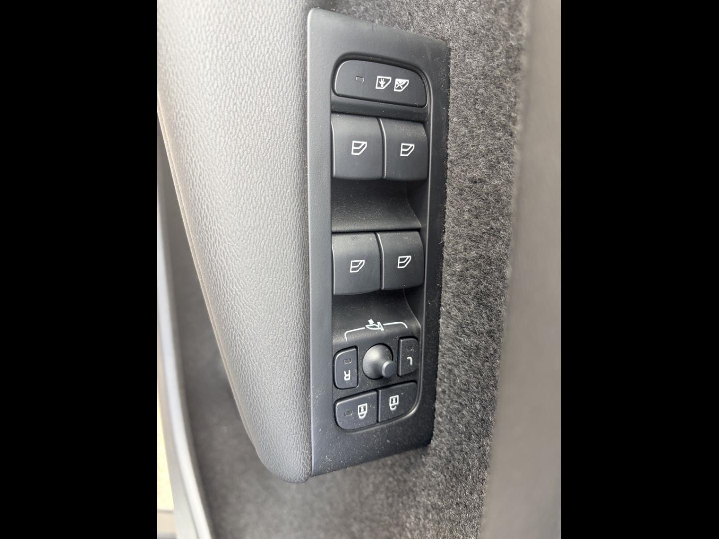 Image VOLVO XC40 B3 163ch Plus DCT 7