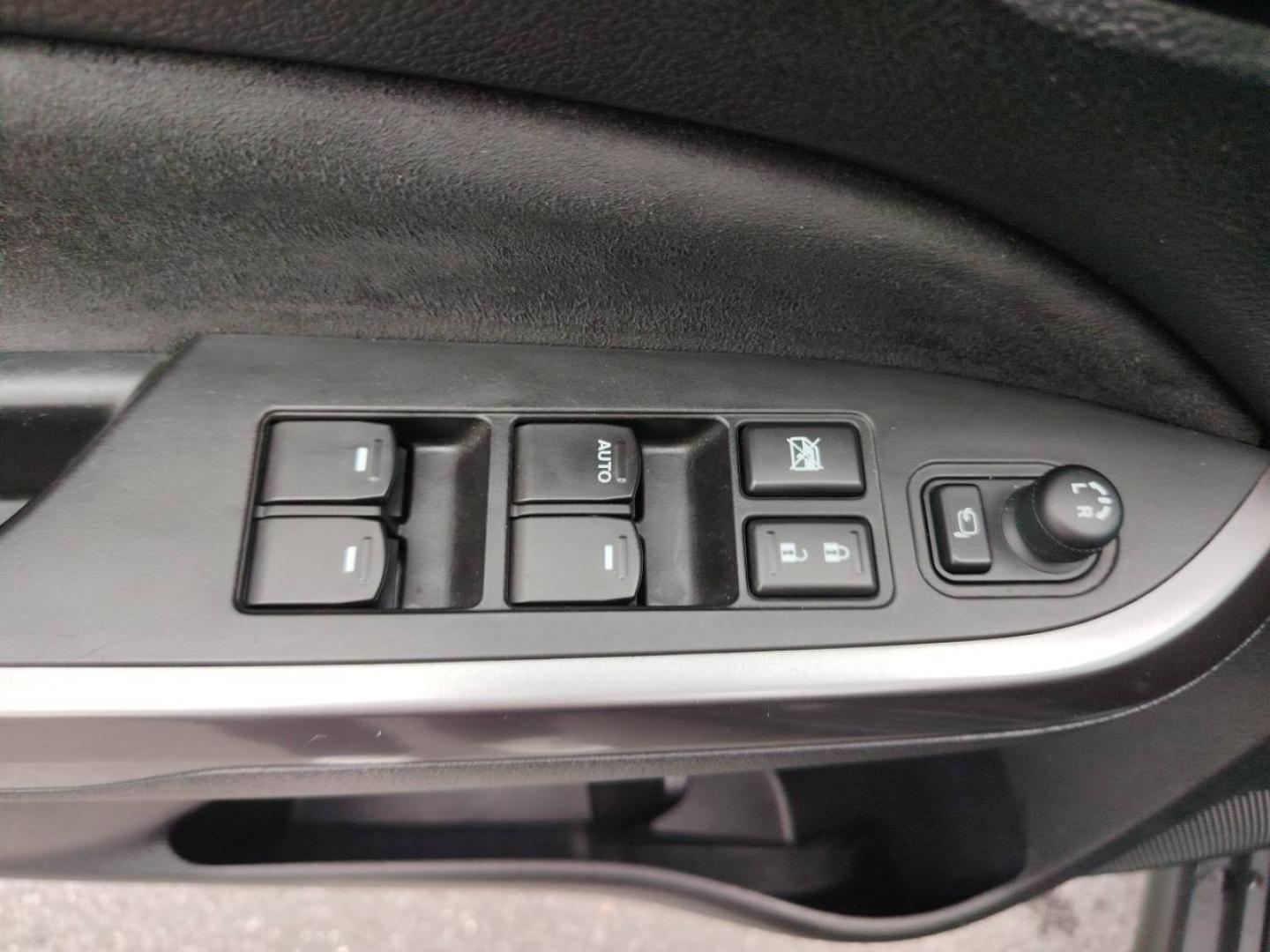 SUZUKI Vitara 1.5 Dualjet Hybrid 115ch Privilège Auto - Miniature 14