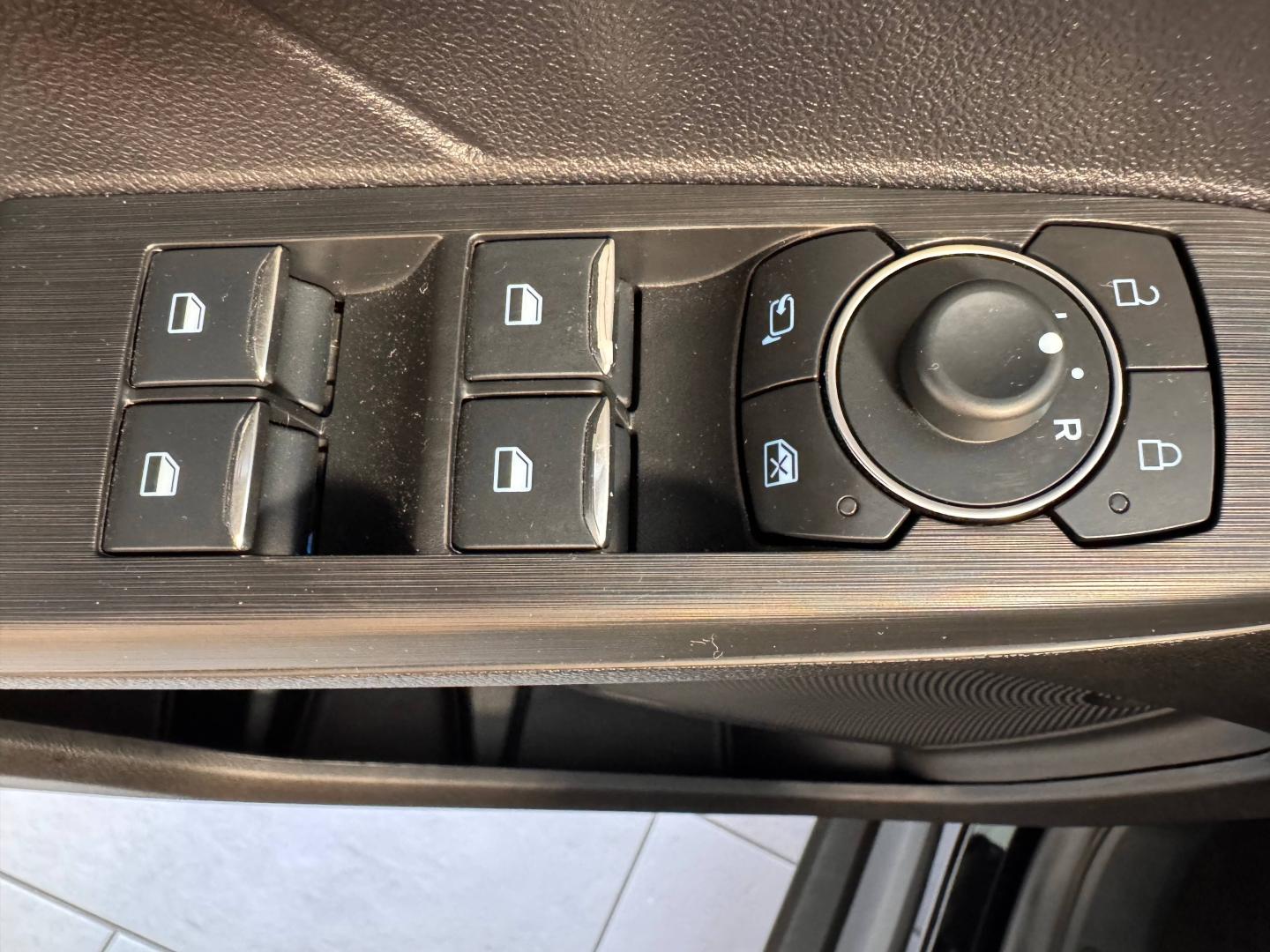 Image FORD Kuga 2.5 Duratec 225ch PHEV ST-Line X BVA