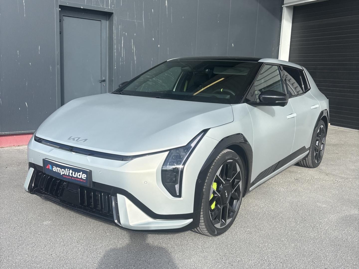 Photo KIA EV4 292ch 81,4kWh GT AWD