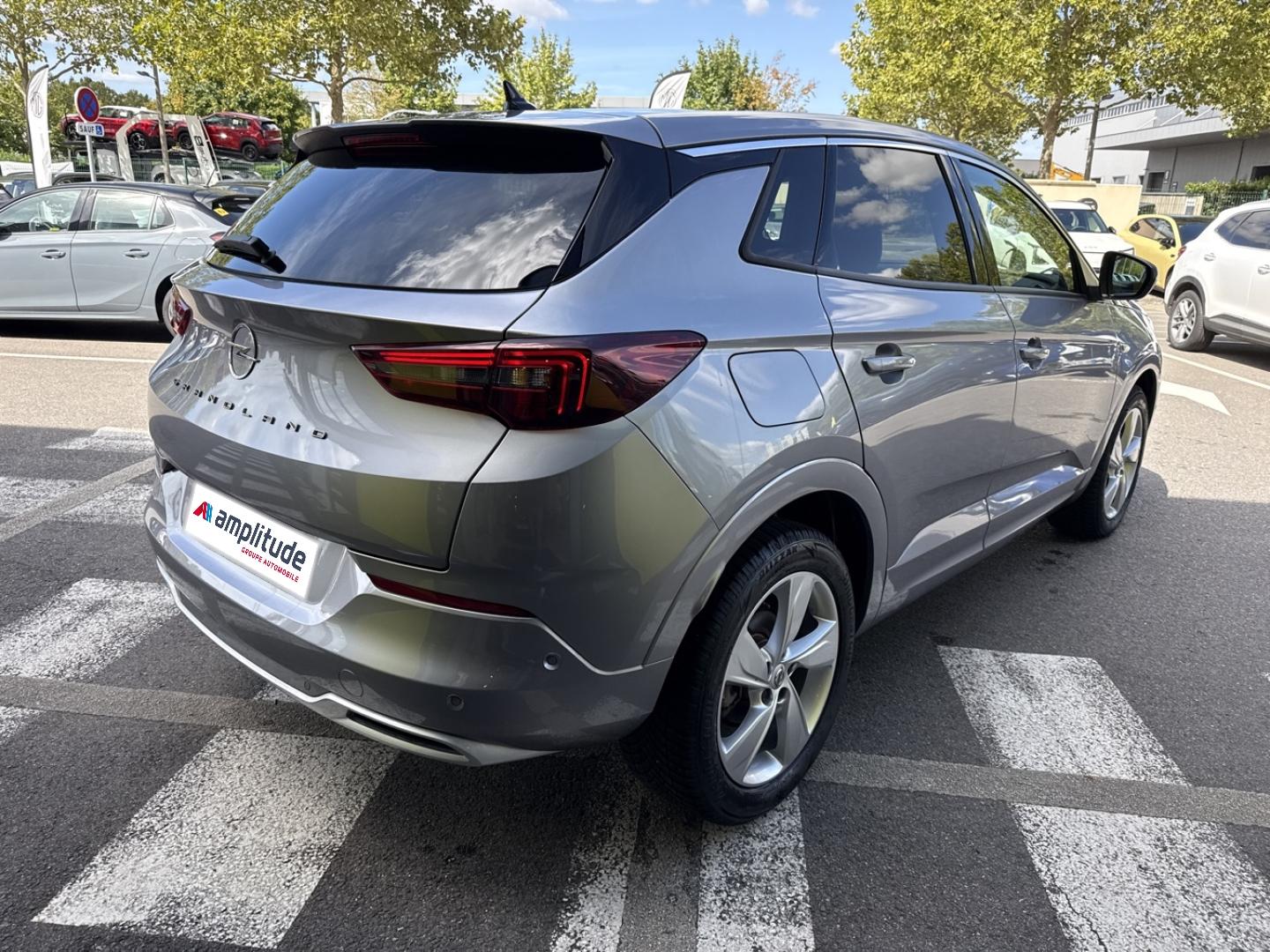 Image OPEL Grandland 1.2 Turbo 130ch Elegance Business
