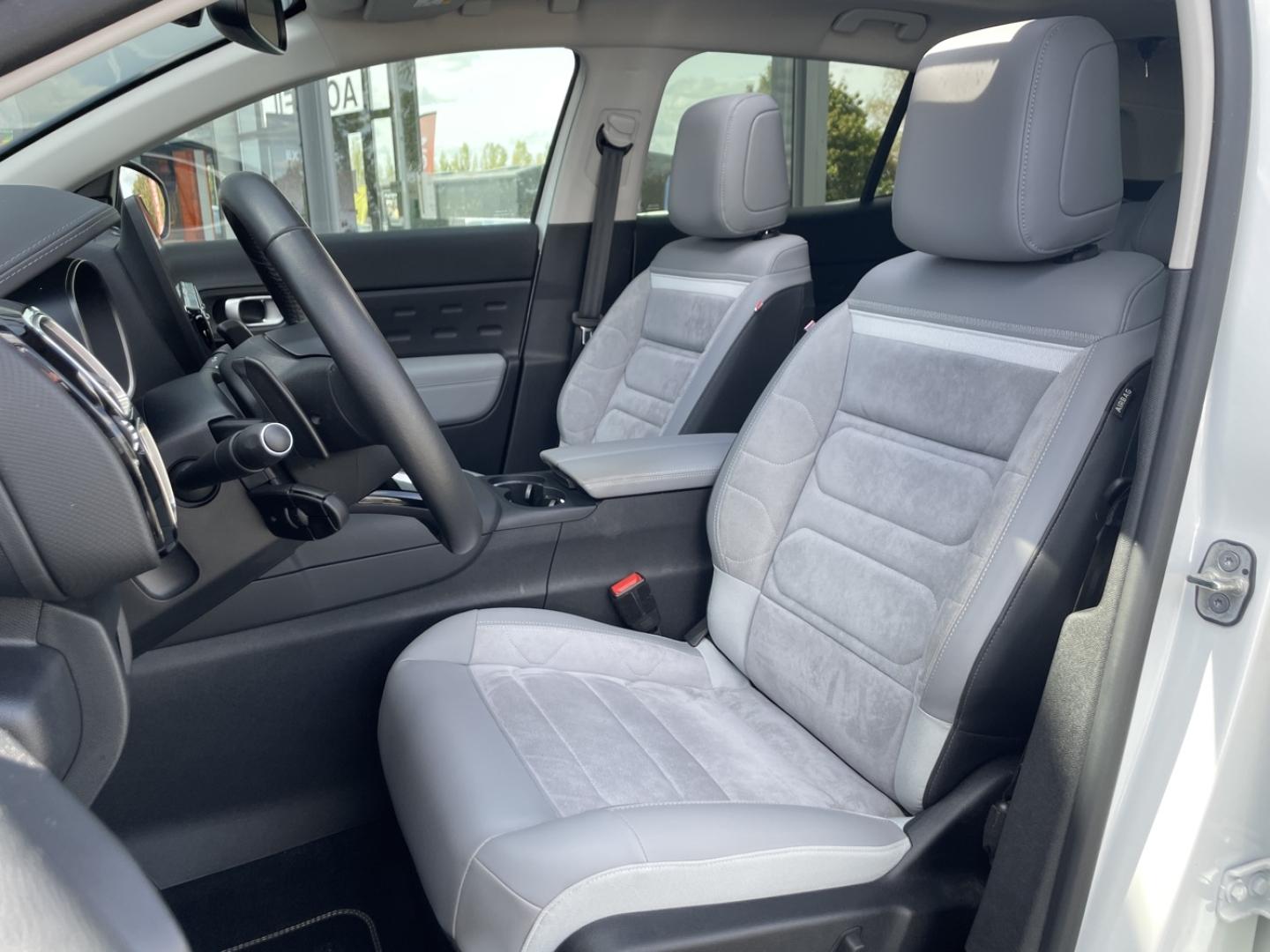 Image CITROEN C5 Aircross 1.6 Hybride rechargeable 180ch Ë-SERIES boite automatique