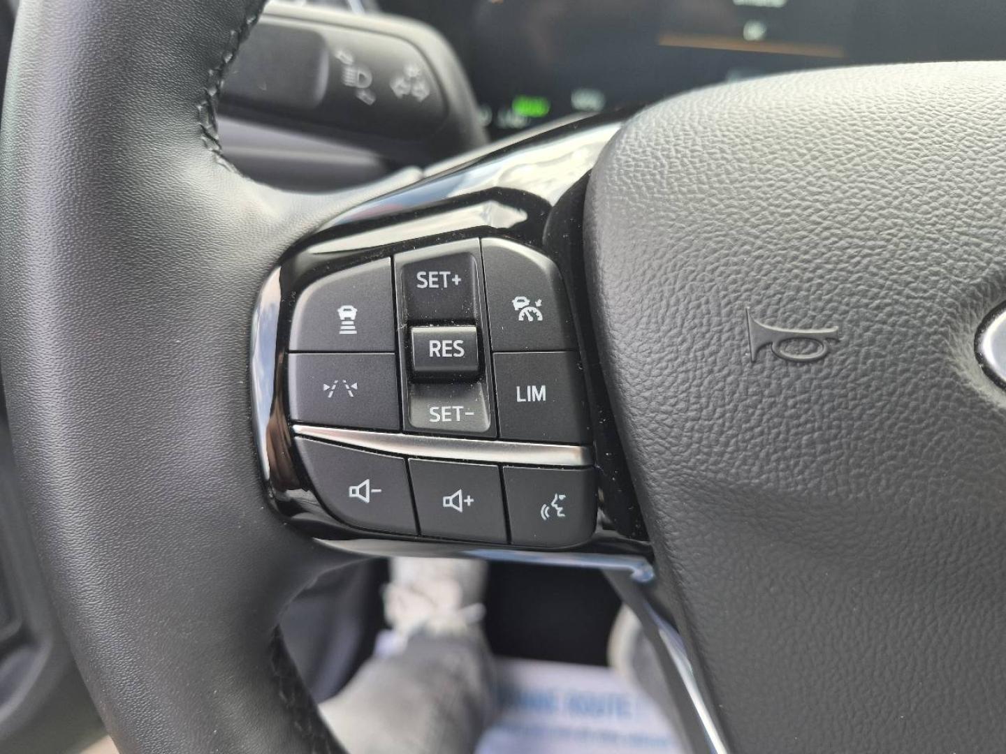 Image FORD Kuga 2.5 Duratec 180ch Hybrid FlexiFuel Titanium Business Powershift