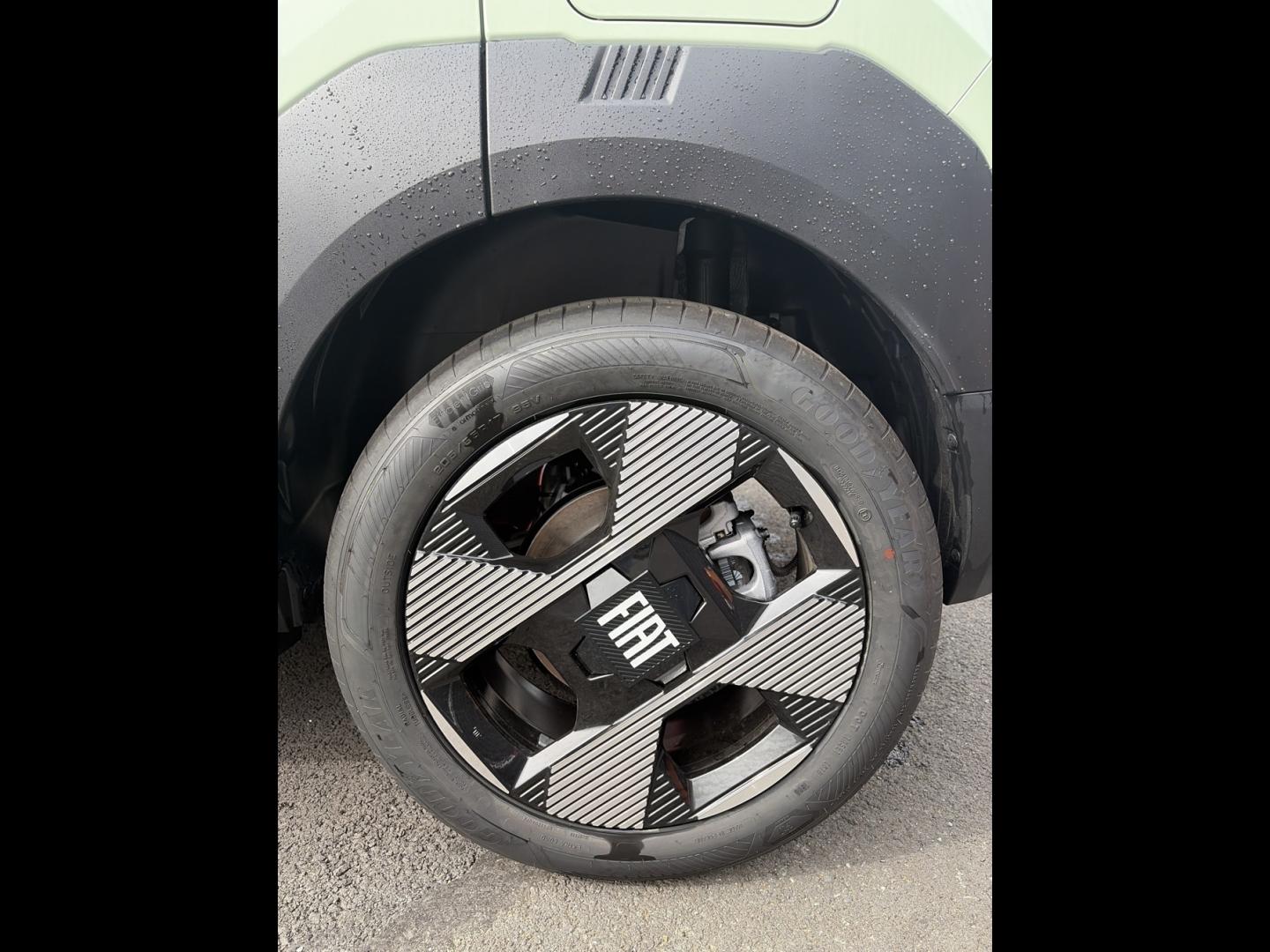 Image FIAT Grande Panda Electrique 113ch La Prima