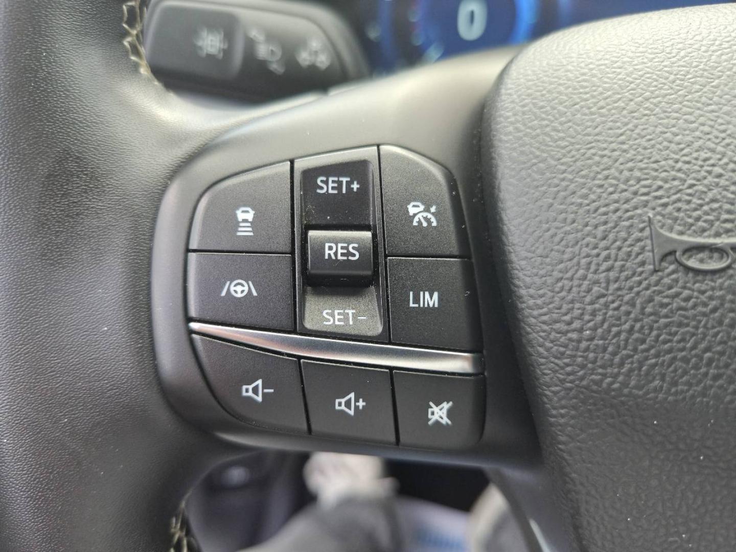 Image FORD Kuga 2.5 Duratec 190ch FHEV E85 Vignale BVA