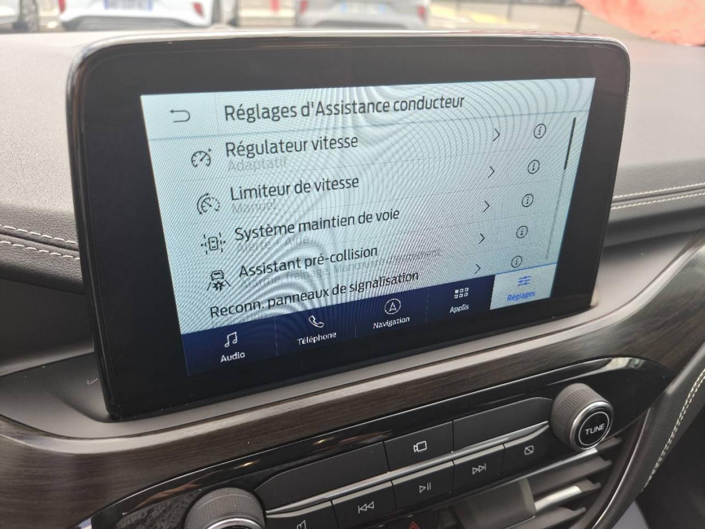 Image FORD Kuga 2.5 Duratec 190ch FHEV E85 Vignale BVA