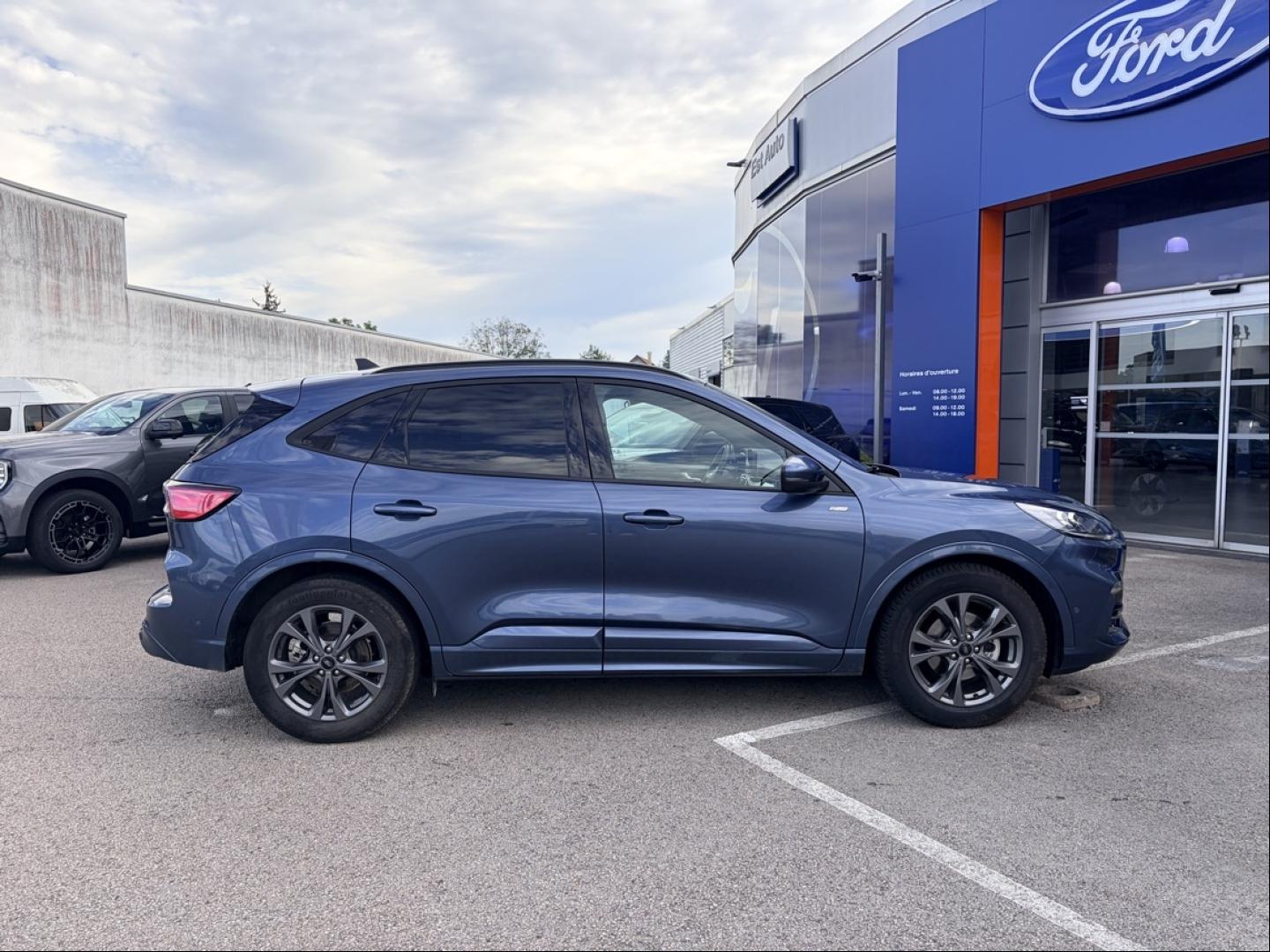 Image FORD Kuga 2.5 Duratec 190ch FHEV E85 ST-Line BVA