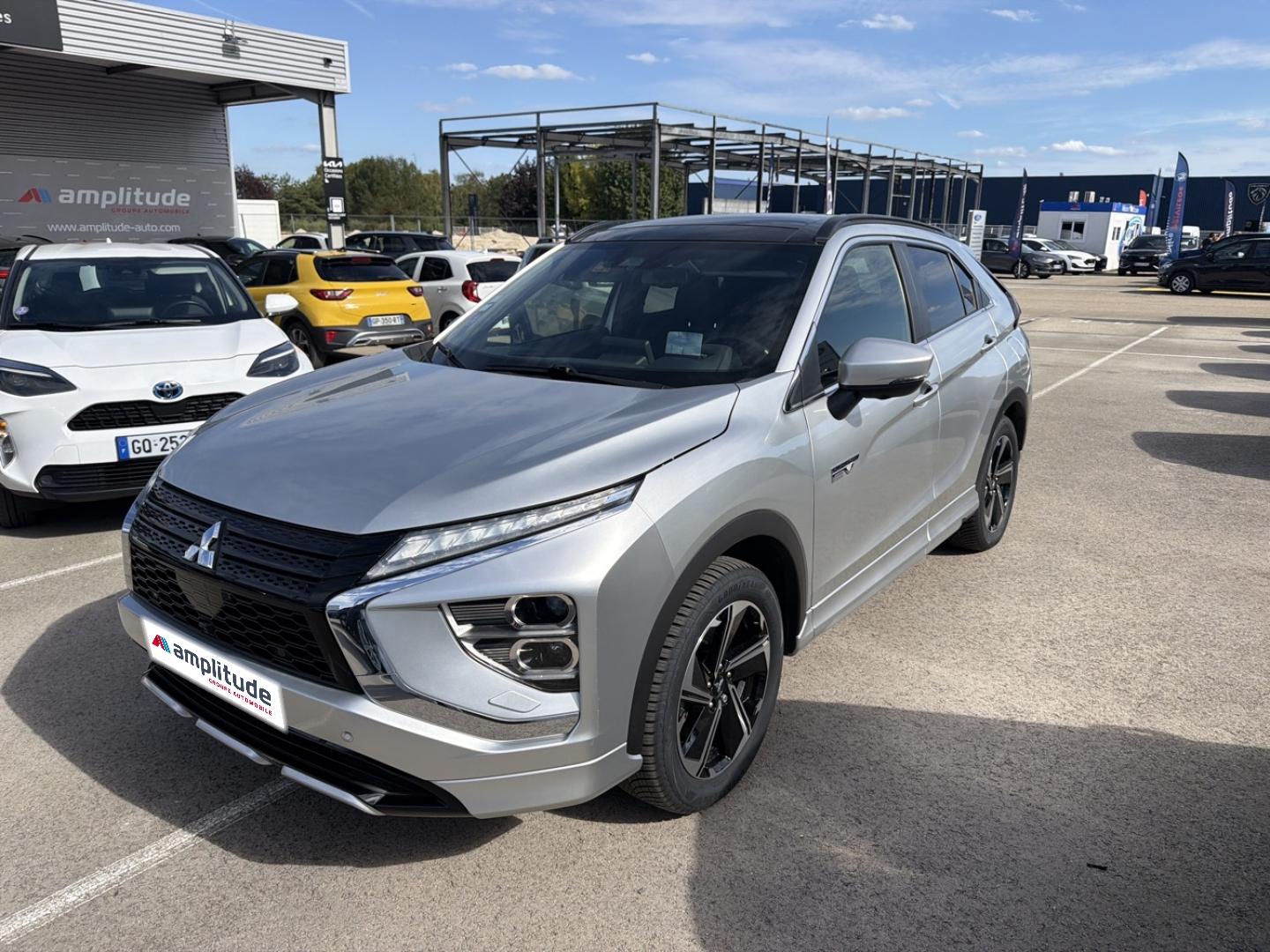 Photo MITSUBISHI Eclipse Cross 2.4 MIVEC PHEV 188ch Instyle 4WD