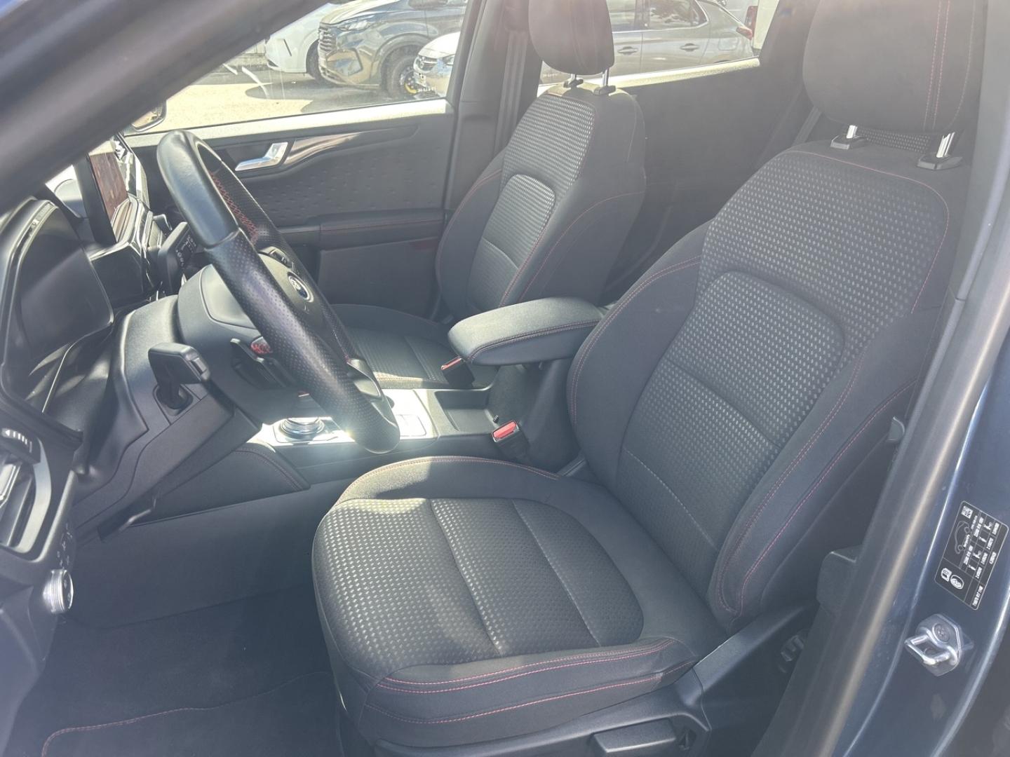 Image FORD Kuga 1.5 EcoBlue 120ch ST-Line Powershift