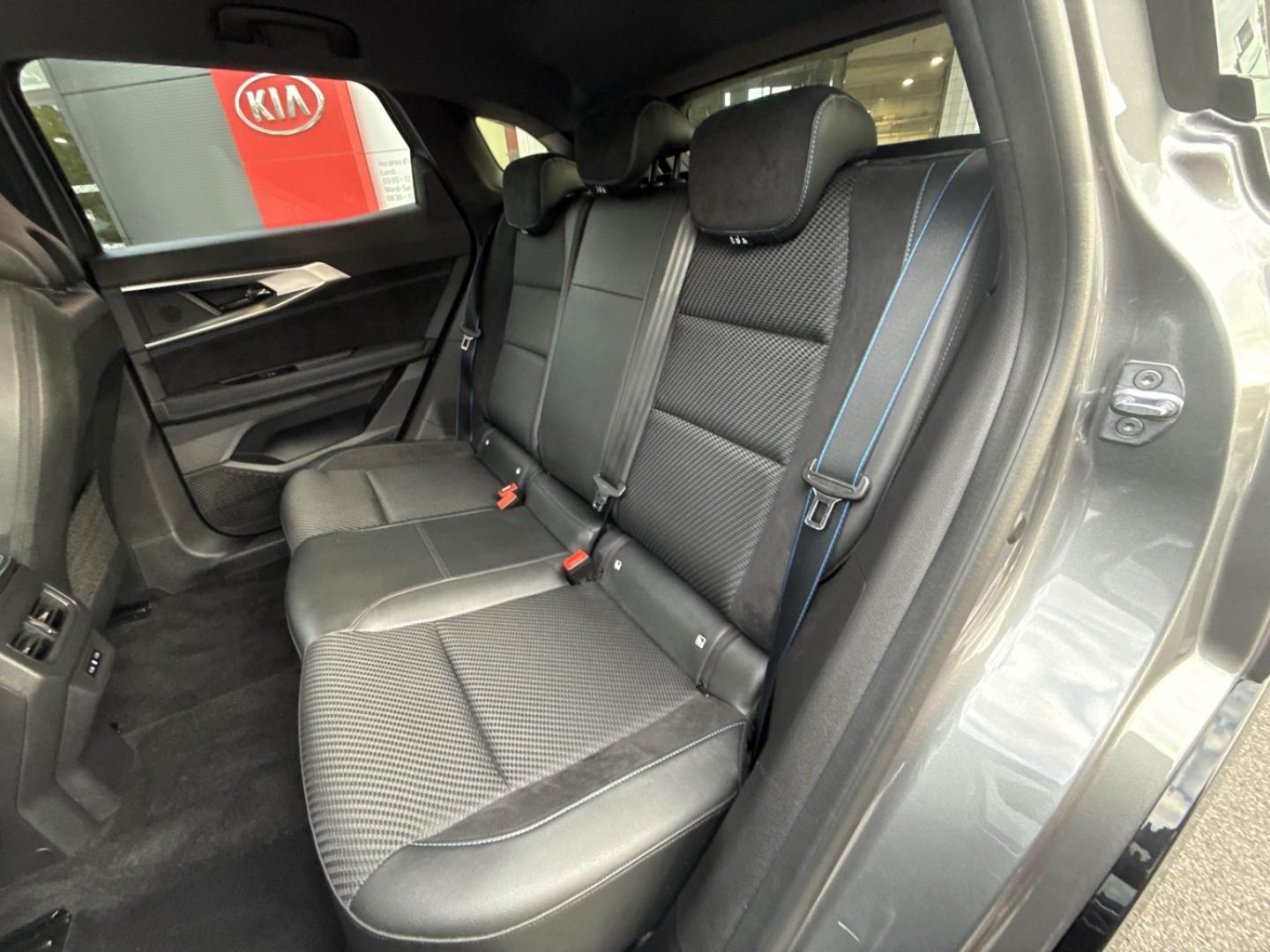 Image RENAULT Austral 1.2 E-Tech full hybrid 200ch Techno esprit Alpine - 24