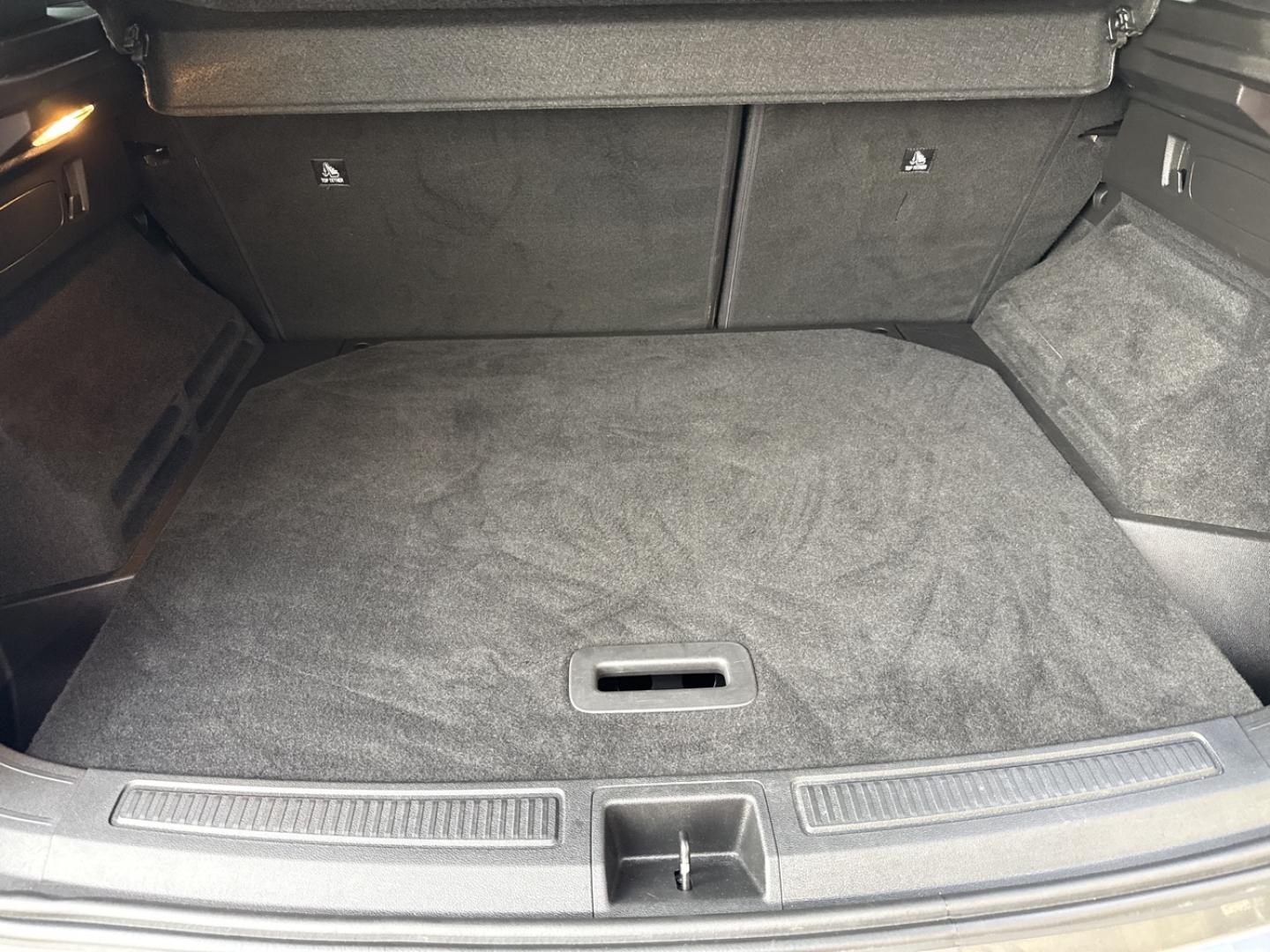 Image RENAULT Austral 1.2 E-Tech full hybrid 200ch Techno esprit Alpine - 24