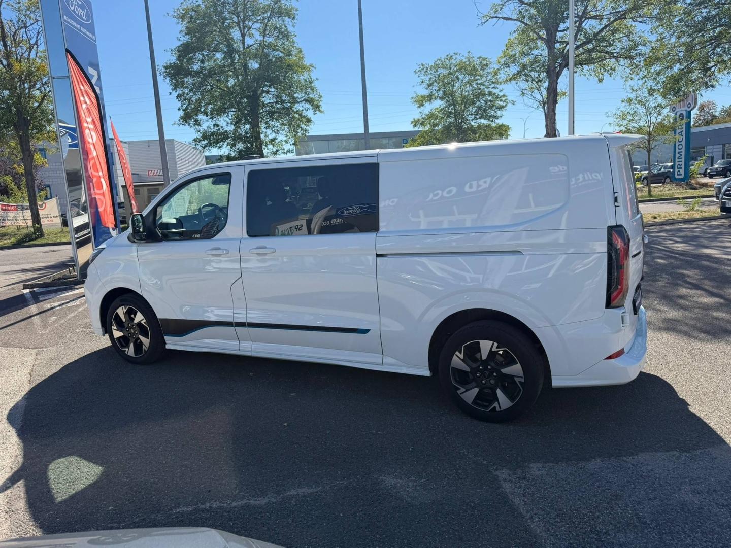 Image FORD Transit Custom Fg 300 L2H1 2.0 EcoBlue 170ch Cabine Approfondie Sport BVA8
