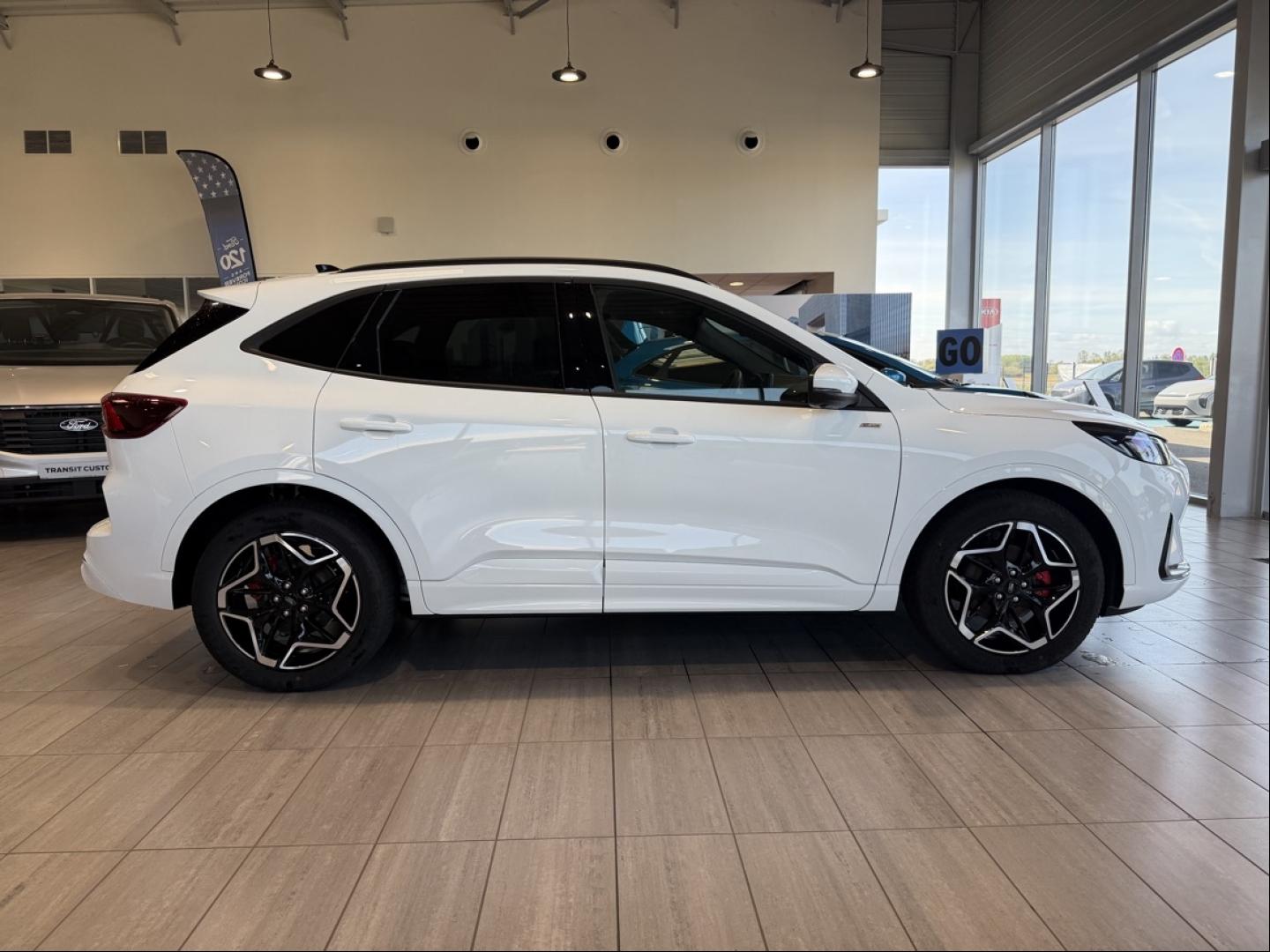 Image FORD Kuga 2.5 Duratec 180 ch Hybrid FlexiFuel (FHEV E85) Powershift 5p ST LINE X