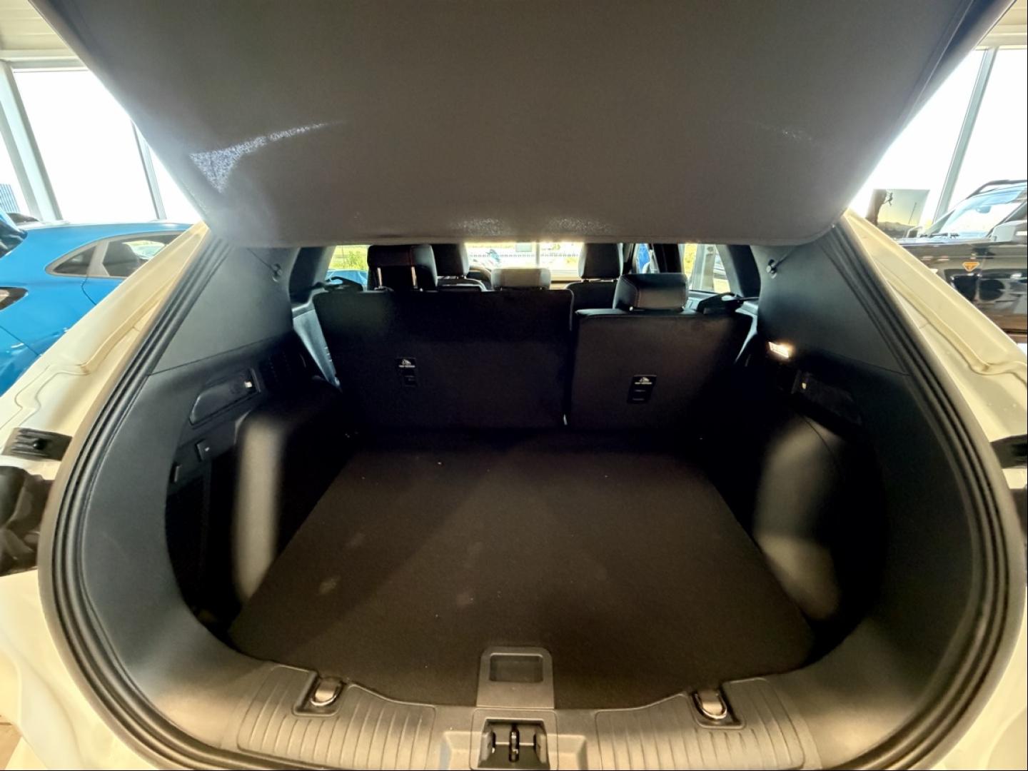 Image FORD Kuga 2.5 Duratec 180 ch Hybrid FlexiFuel (FHEV E85) Powershift 5p ST LINE X