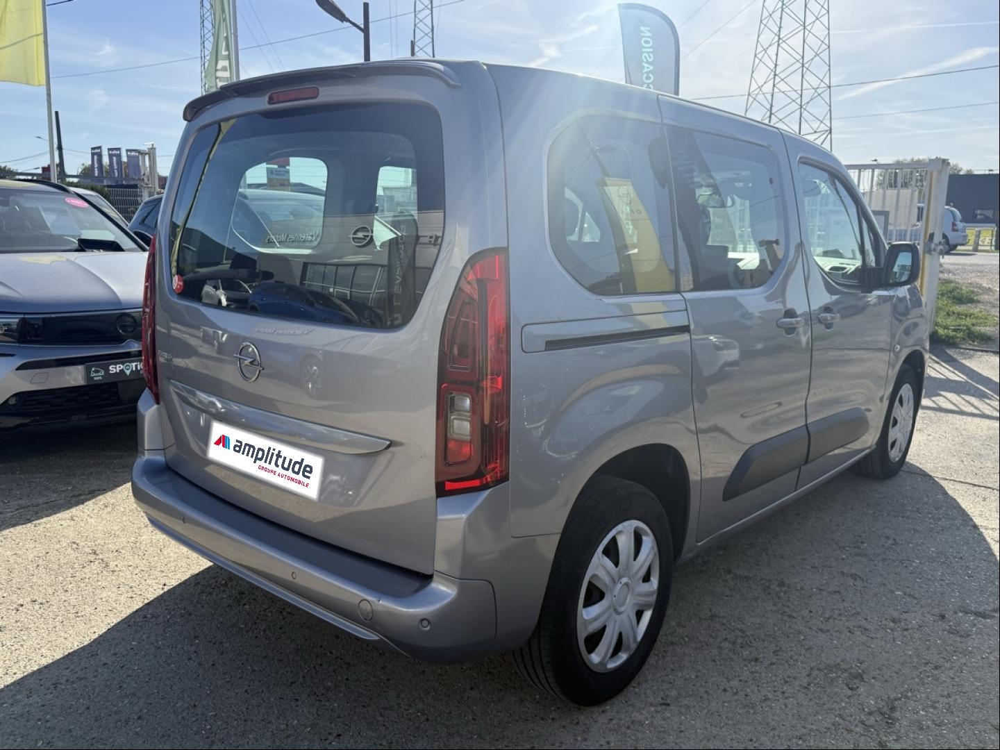 Image OPEL Combo Life L1H1 1.2 130ch Edition BVA8