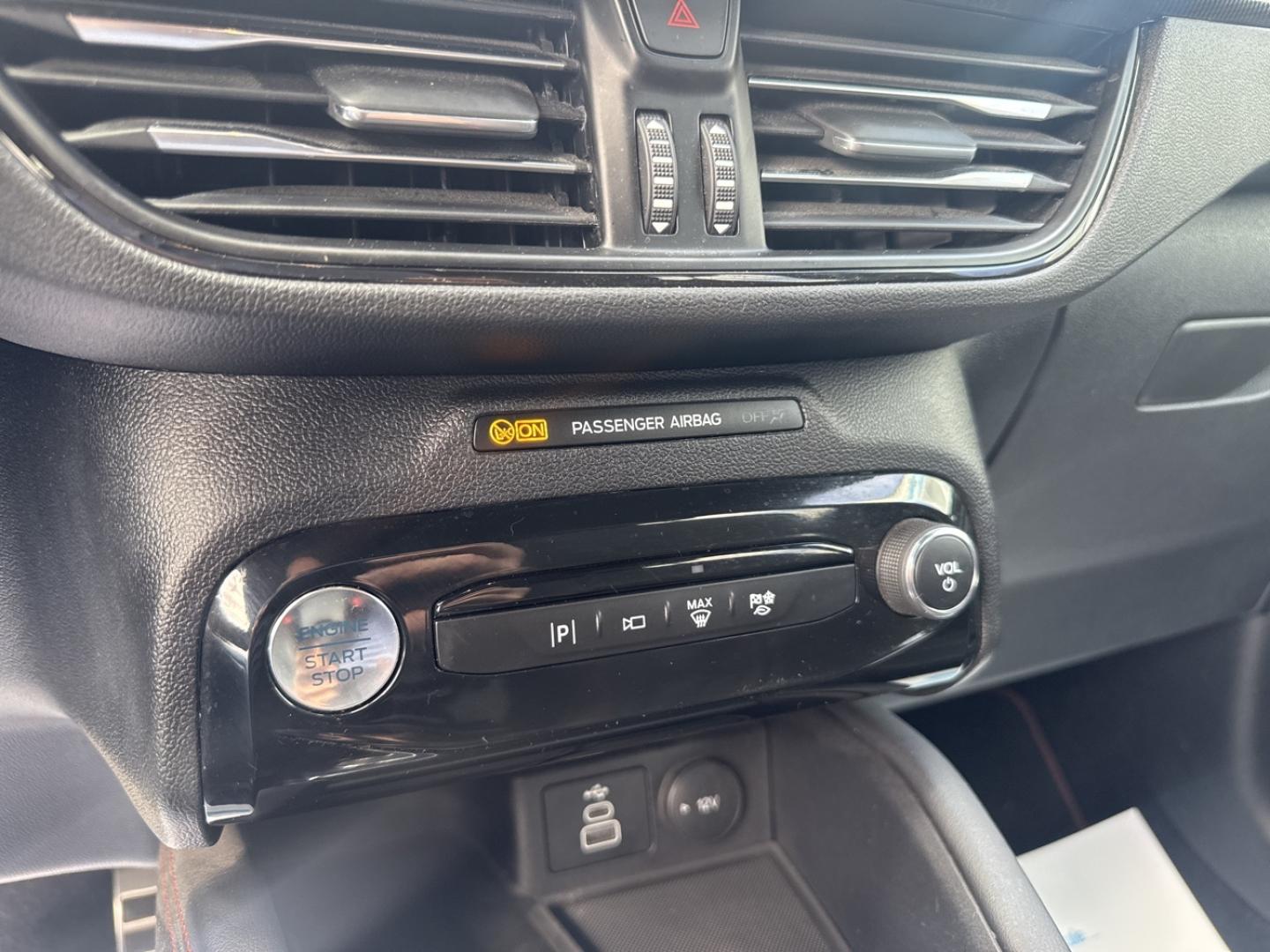 Image FORD Kuga 2.5 Duratec 243 ch Hybride Rechargeable ST-Line X Powershift