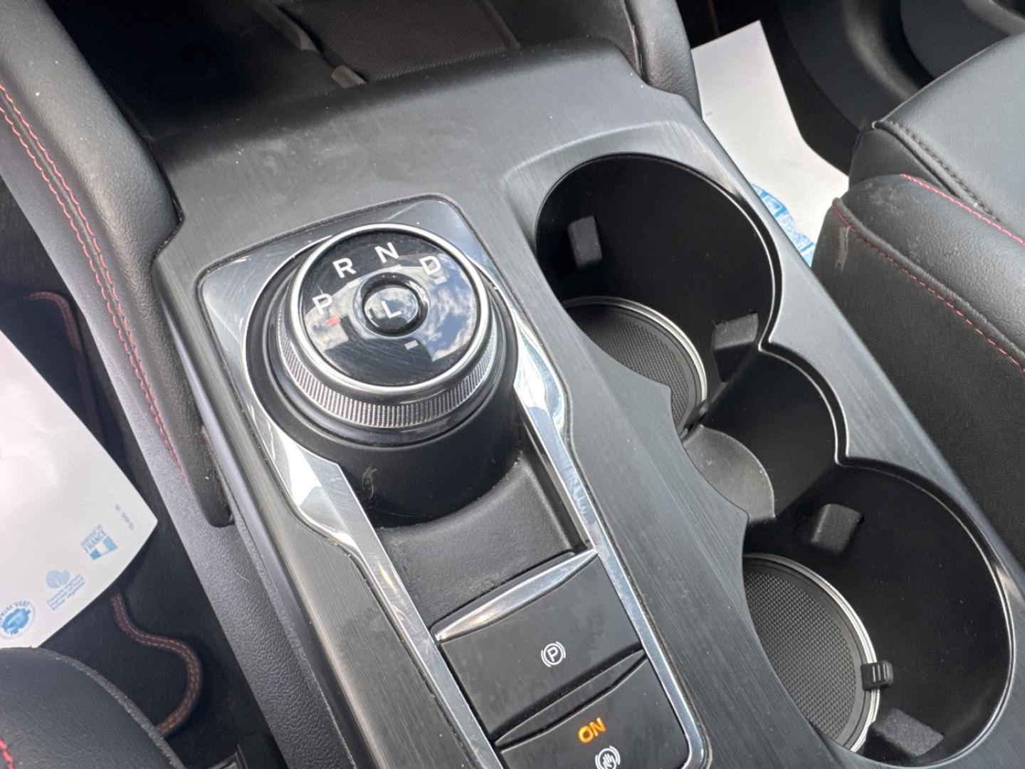 Image FORD Kuga 2.5 Duratec 243 ch Hybride Rechargeable ST-Line X Powershift
