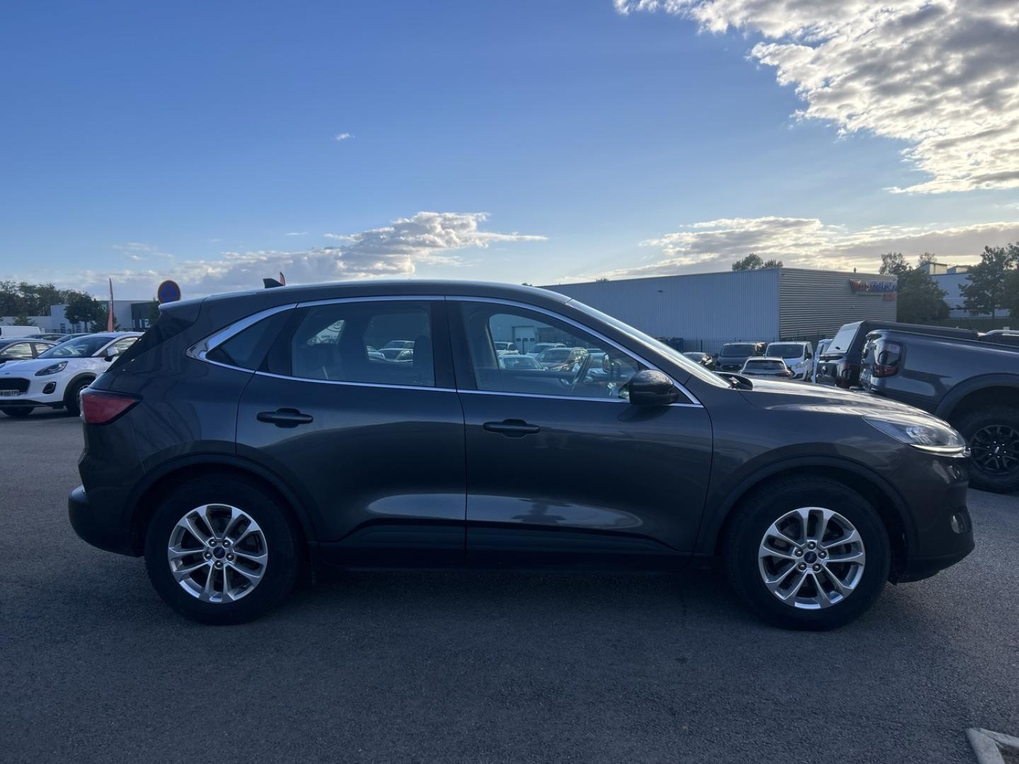 Image FORD Kuga 1.5 EcoBlue 120ch Titanium 7cv