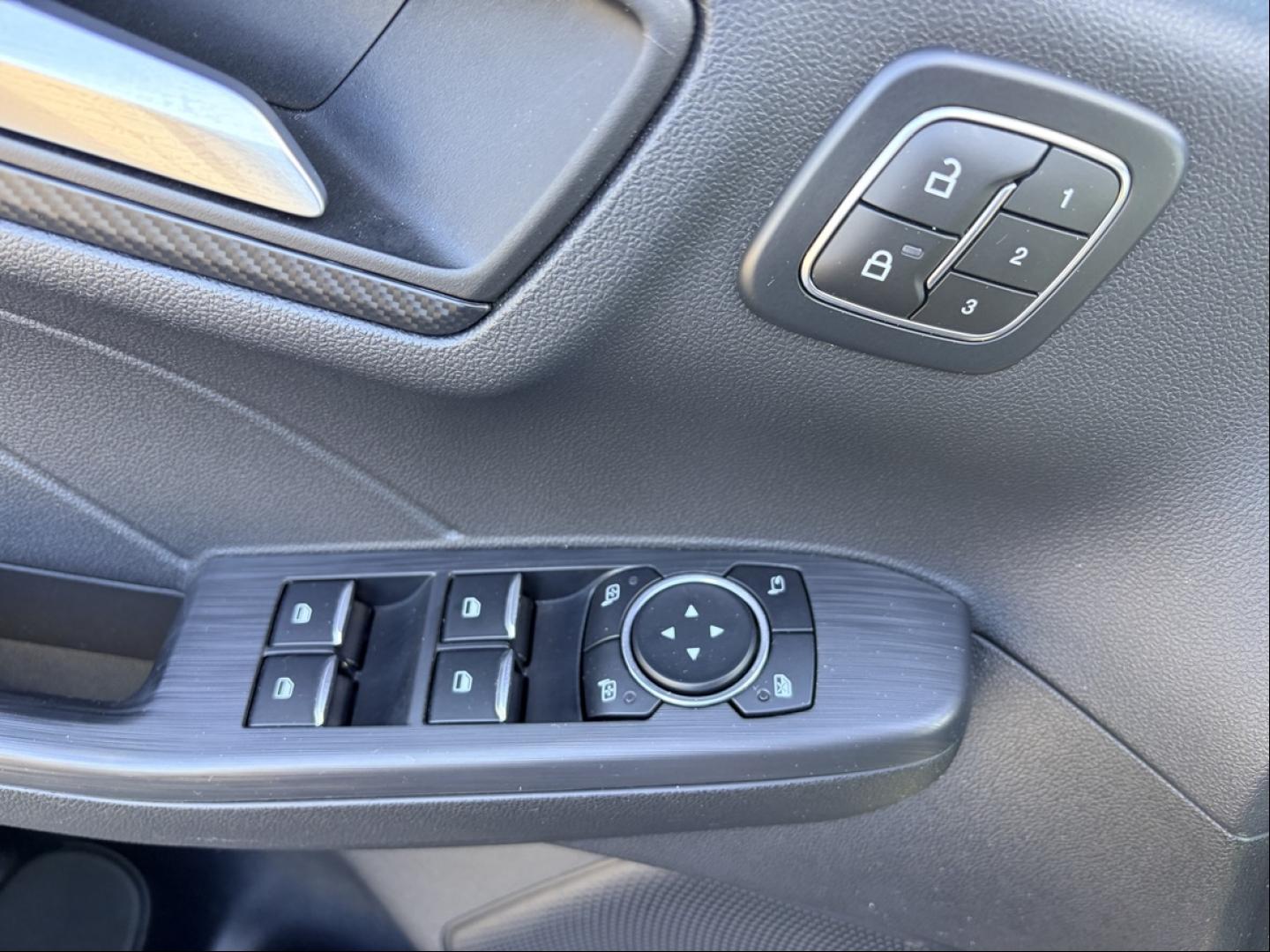Image FORD Kuga 2.5 Duratec 180ch Hybrid FlexiFuel ST-Line X Powershift