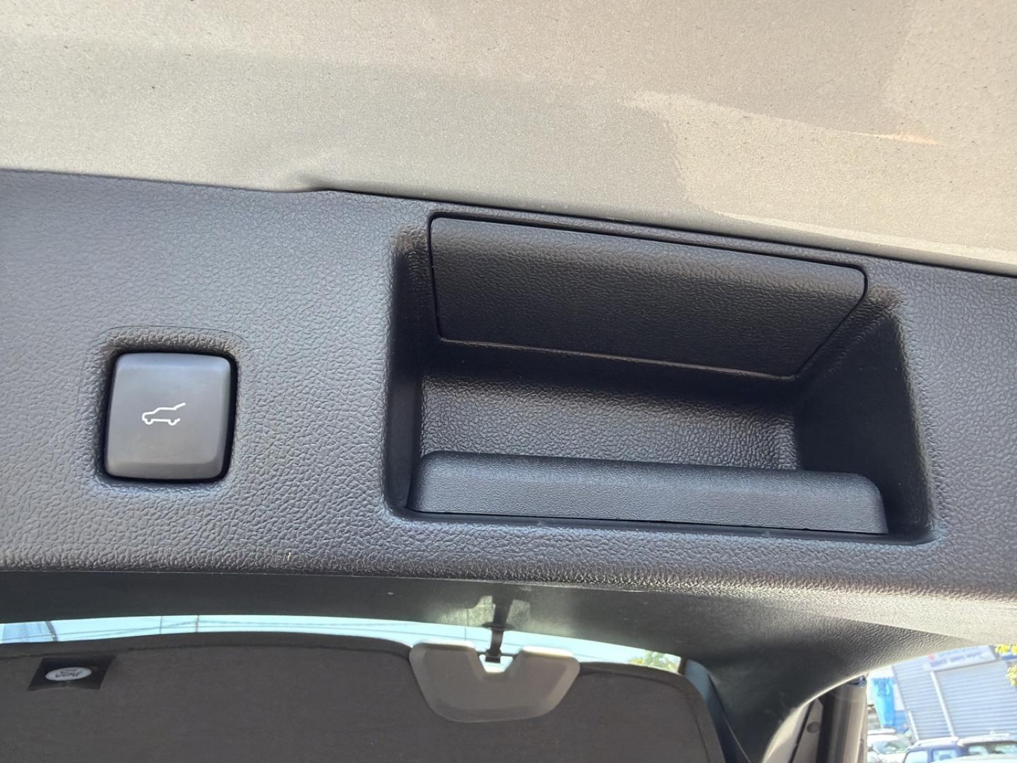 Image FORD Kuga 2.5 Duratec 243ch Hybride Rechargeable ST-Line X Powershift