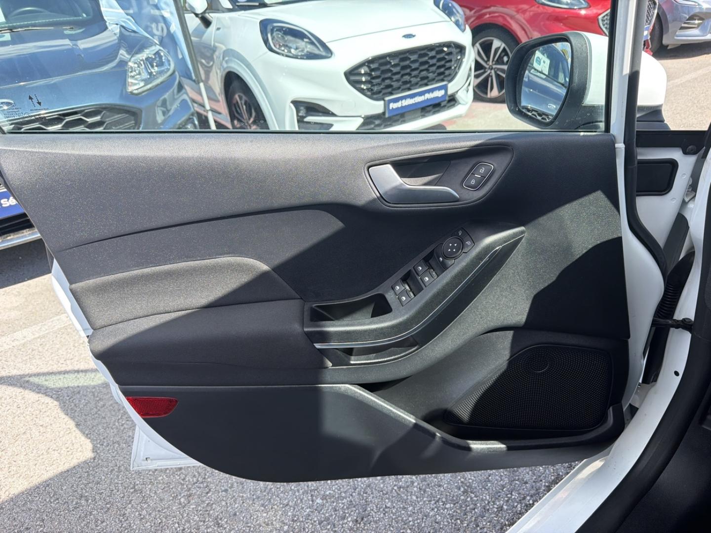Image FORD Fiesta 1.0 Flexifuel 95ch Titanium Business 5p