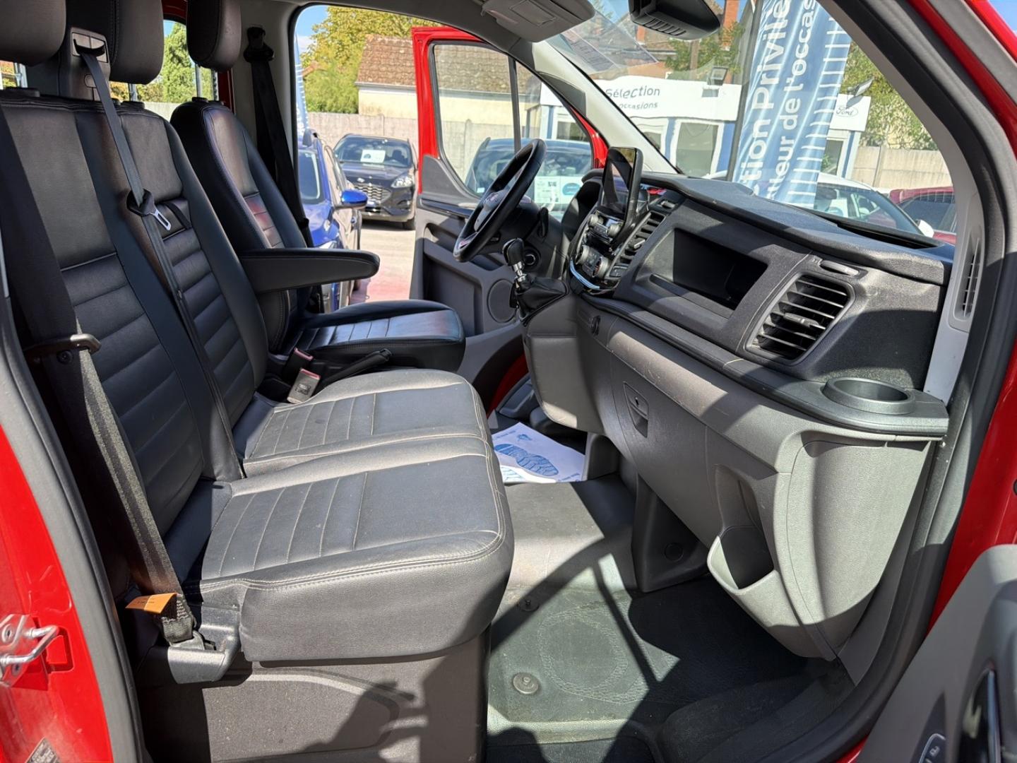 Image FORD Transit Custom Fg 320 L2H1 2.0 EcoBlue 130 Cabine Approfondie Trail