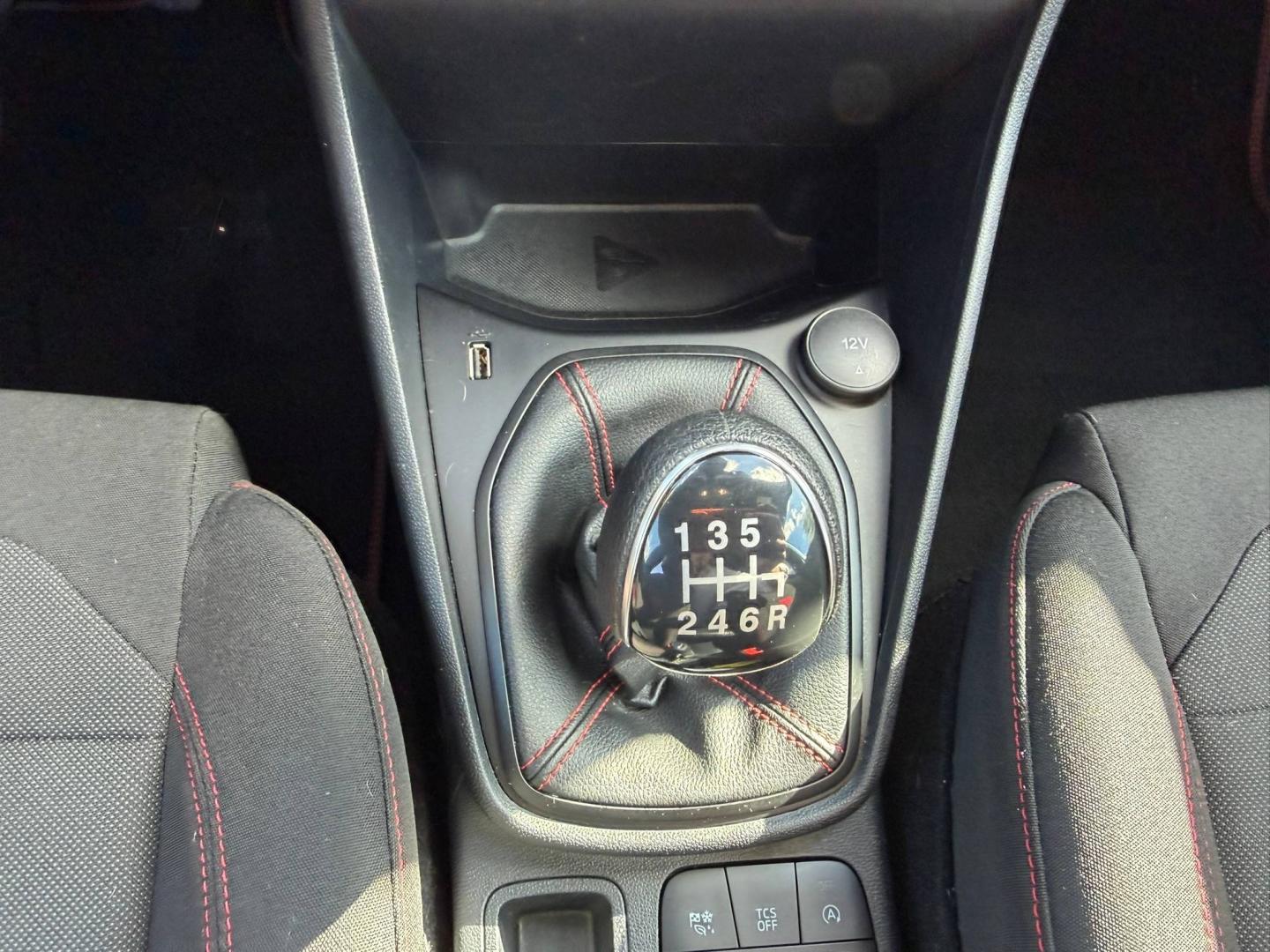 Image FORD Fiesta 1.0 EcoBoost Hybrid 125ch ST-Line 5p