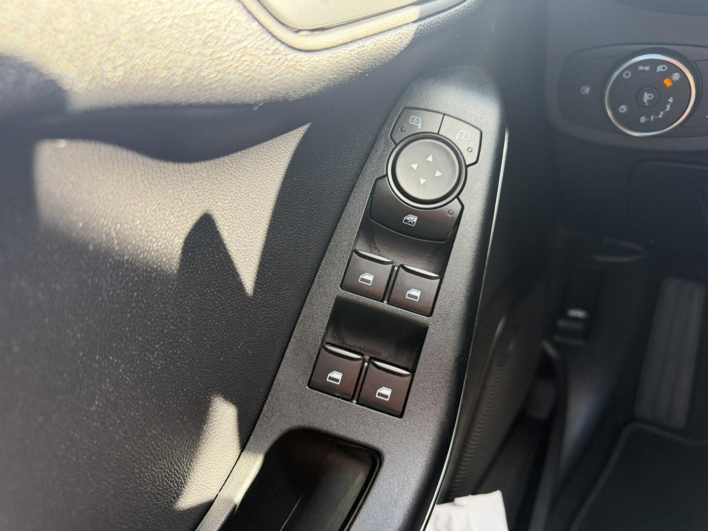 Image FORD Fiesta 1.0 EcoBoost Hybrid 125ch ST-Line 5p