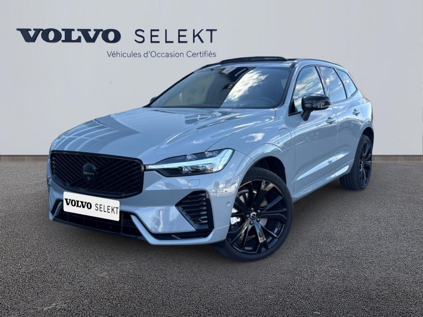 Photo VOLVO XC60 T6 Hybride Rechargeable 350ch Black Edition Geartronic 8 AWD
