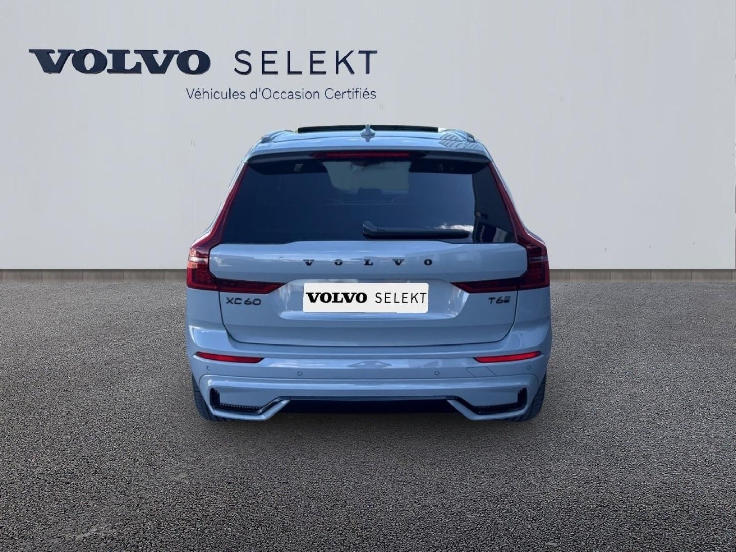 Image VOLVO XC60 T6 Hybride Rechargeable 350ch Black Edition Geartronic 8 AWD