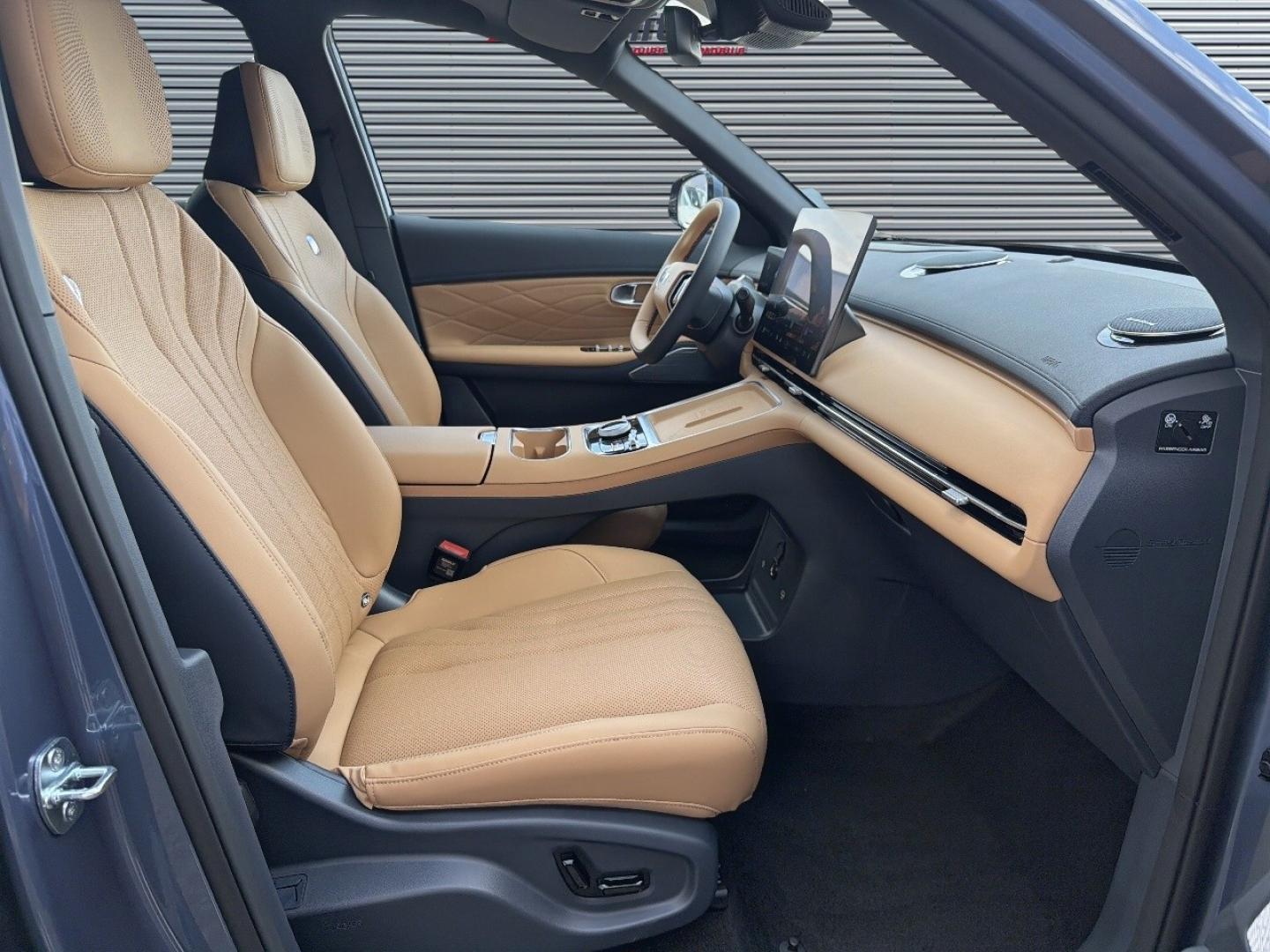 Image GEELY Starray 1.5 EM-i 99+218ch Max+