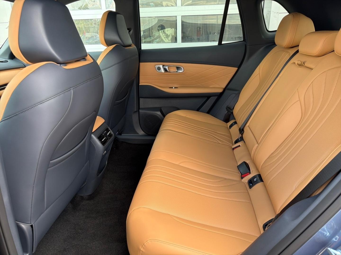 Image GEELY Starray 1.5 EM-i 99+218ch Max+