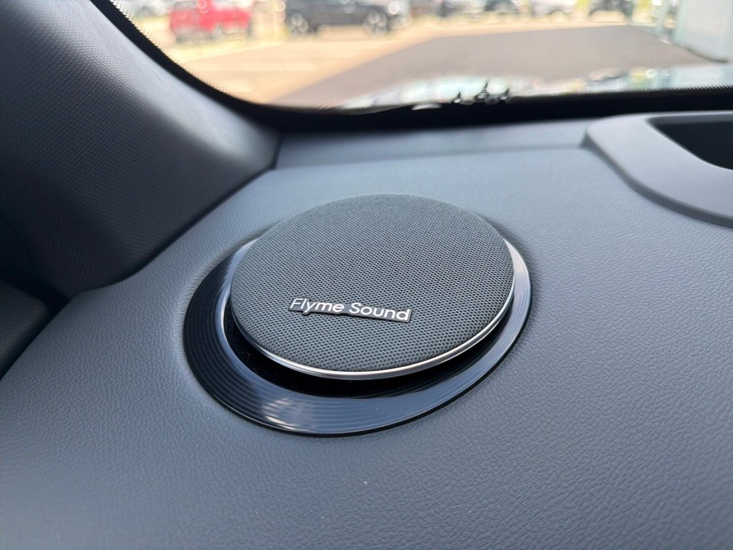 Image GEELY Starray 1.5 EM-i 99+218ch Max+