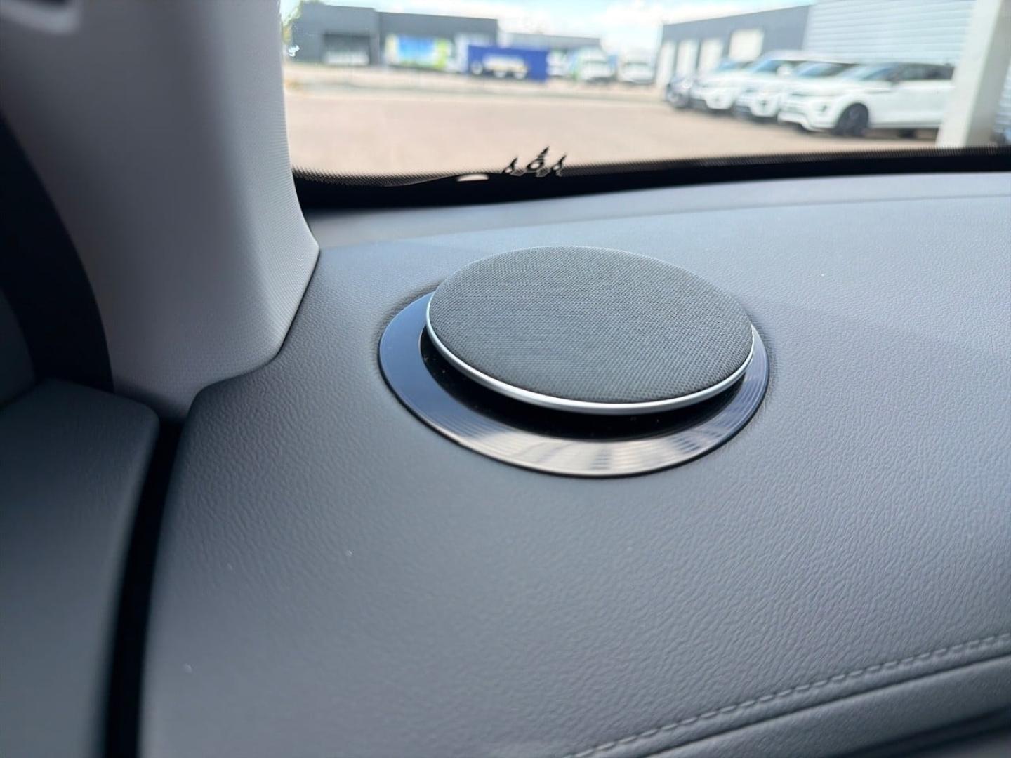 Image GEELY Starray 1.5 EM-i 99+218ch Pro