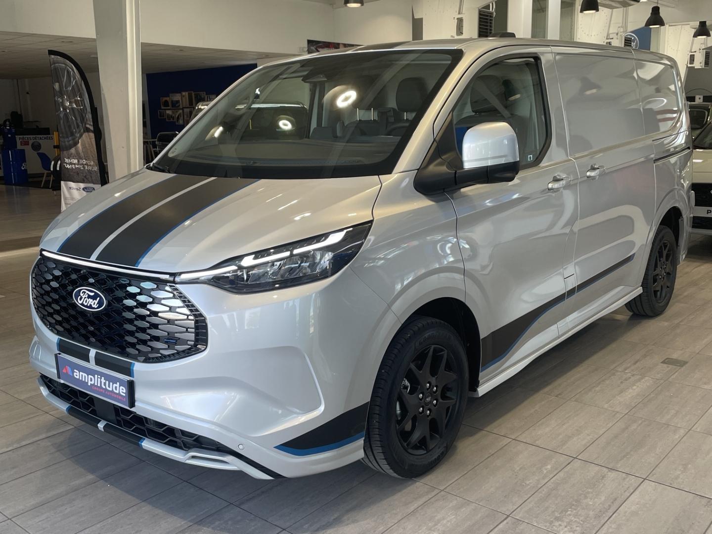 Photo FORD Transit Custom Fg 320 L1H1 Electrique 160 kW 218ch Batterie 71 kWh Sport